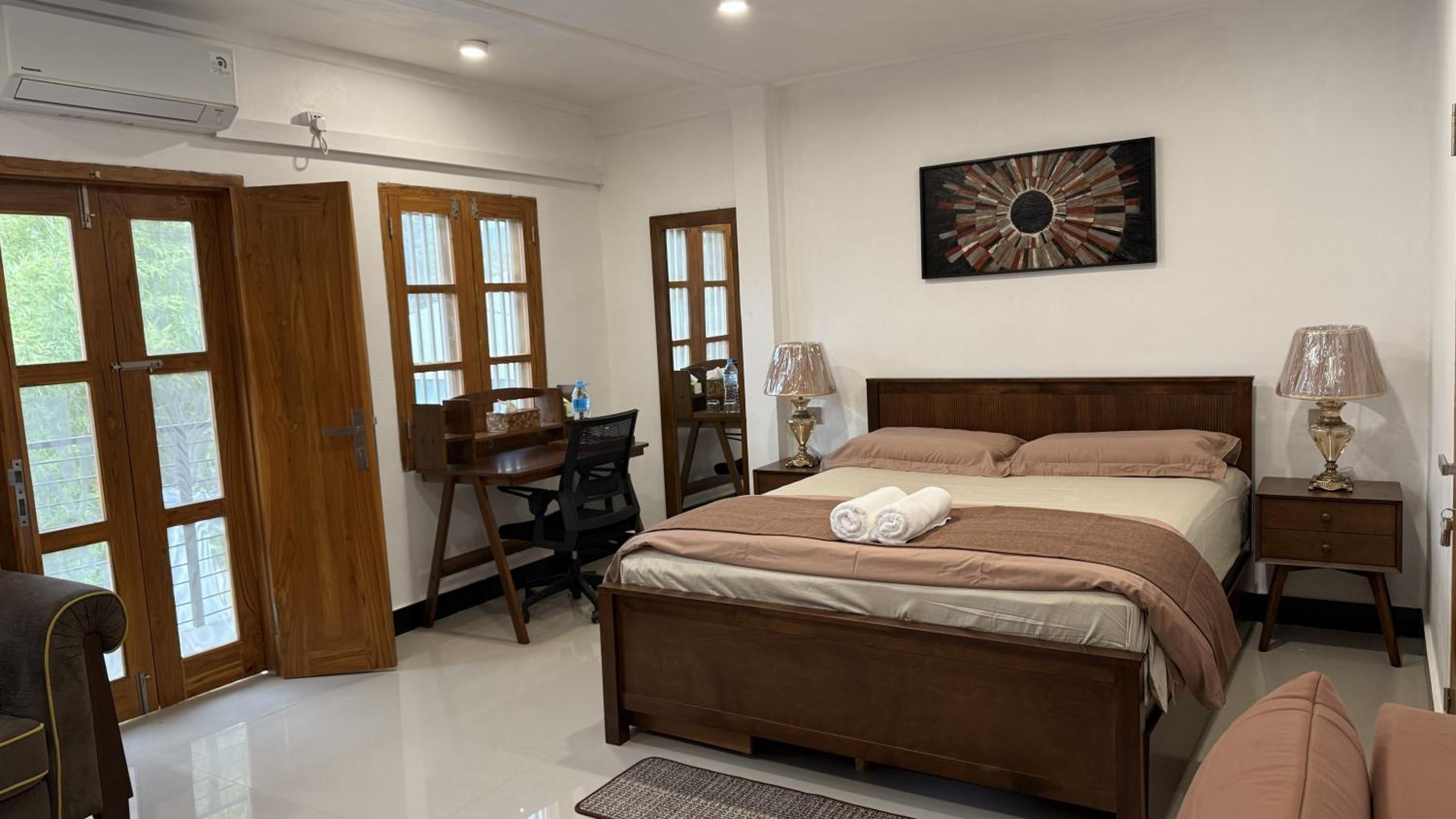 Deluxe Double Room with Balcony photo 1