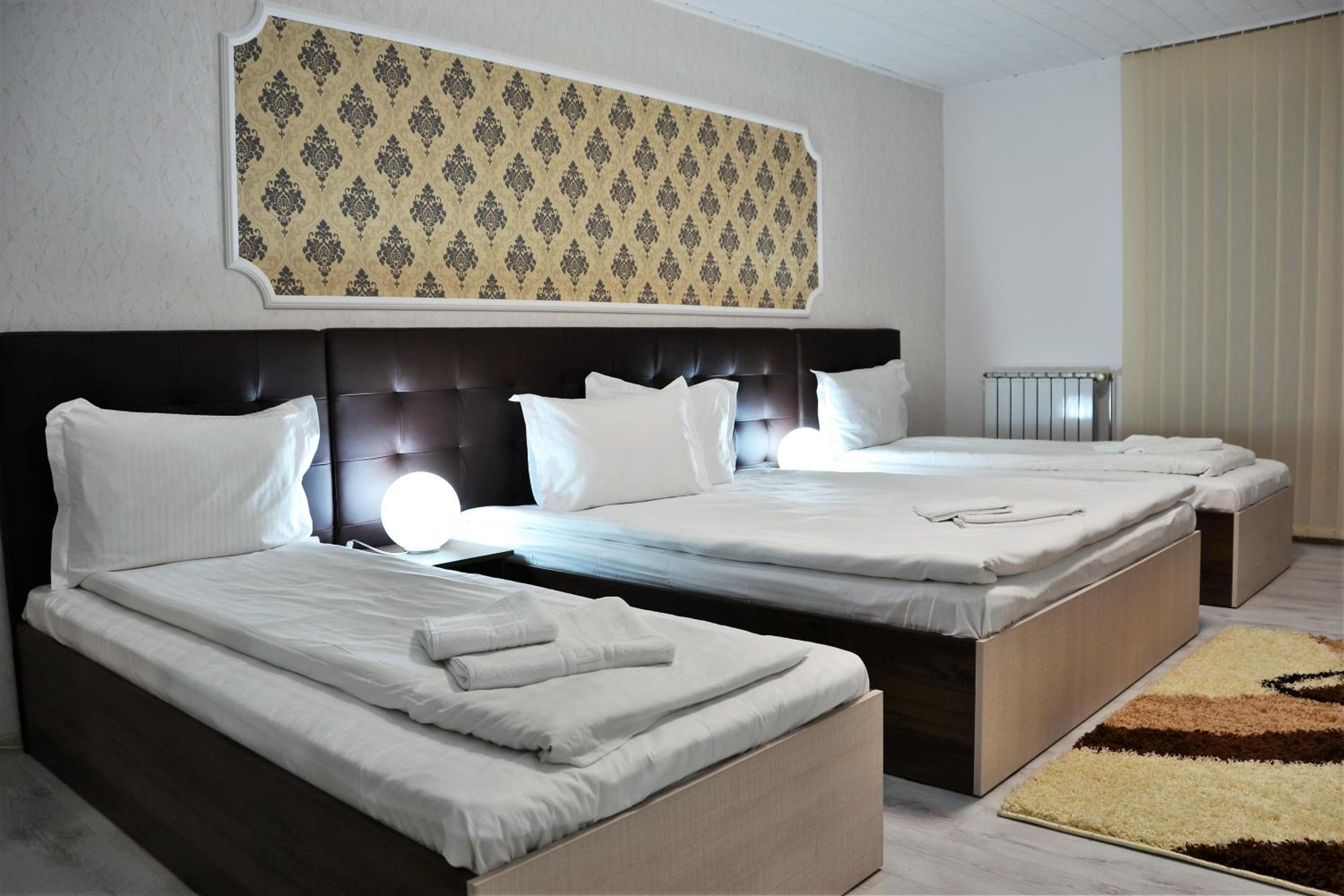 Superior Quadruple Room - Photo 1