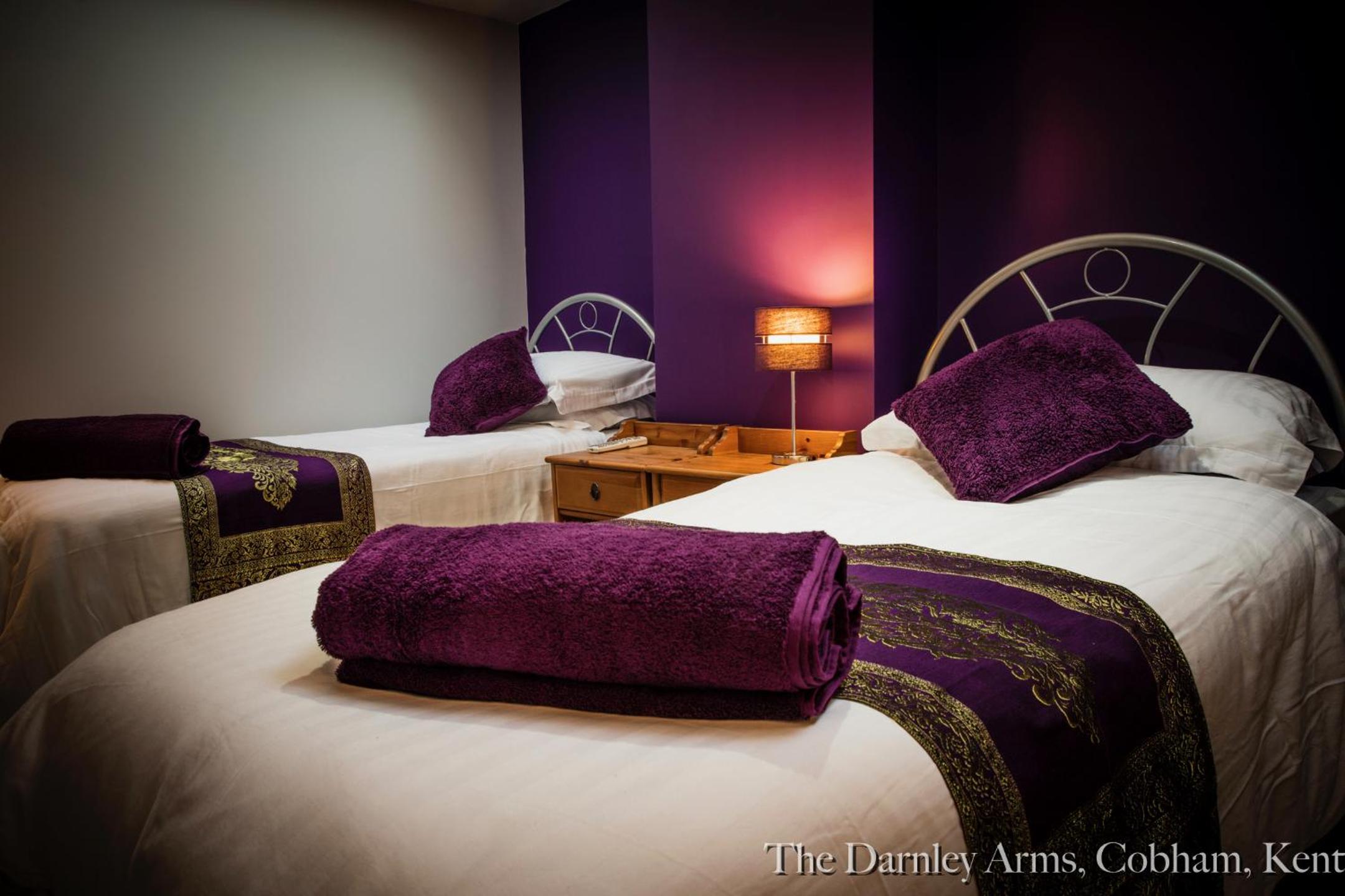 Twin Room - Photo 8