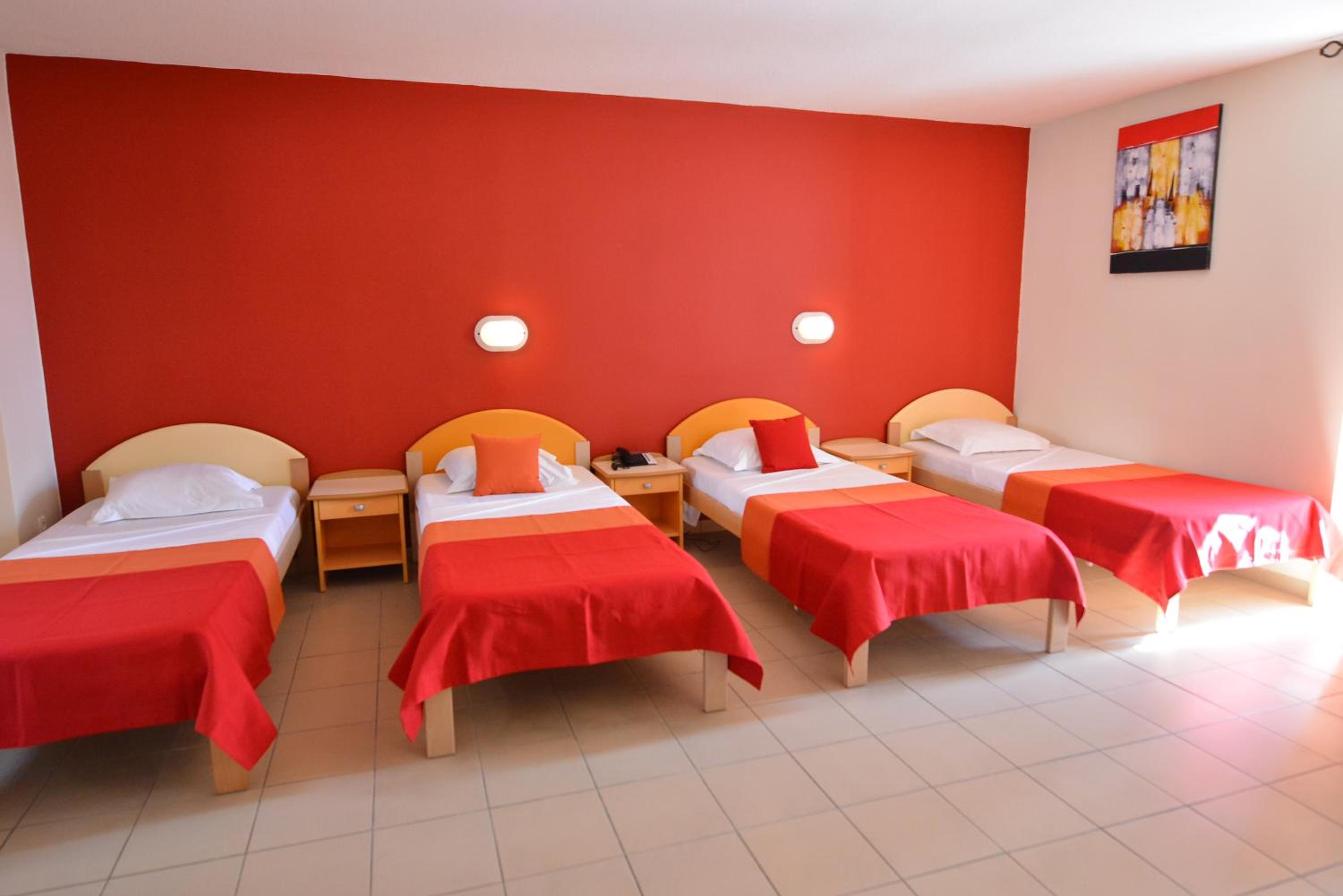 Quadruple Room photo 3