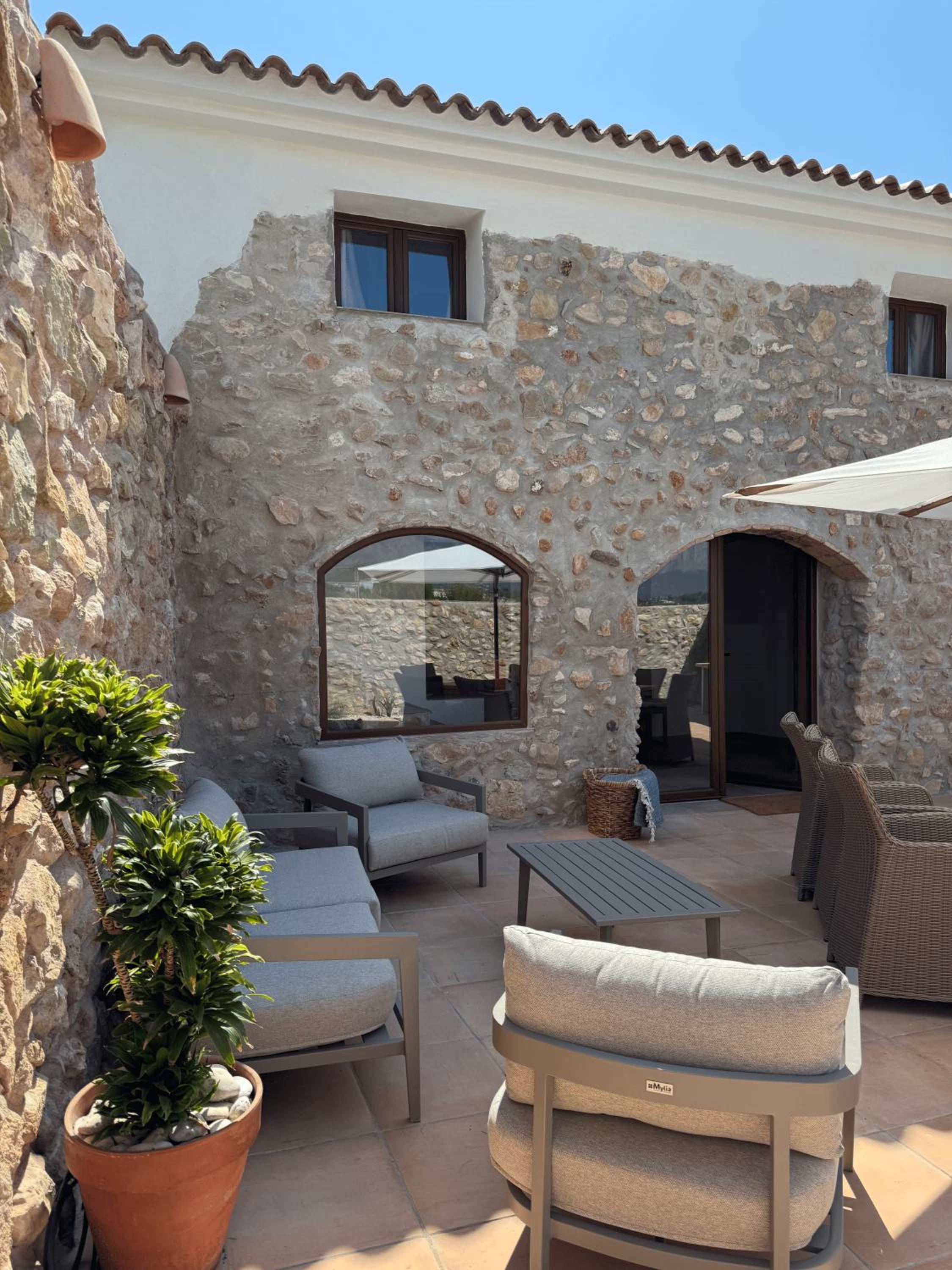 Villa photo 3