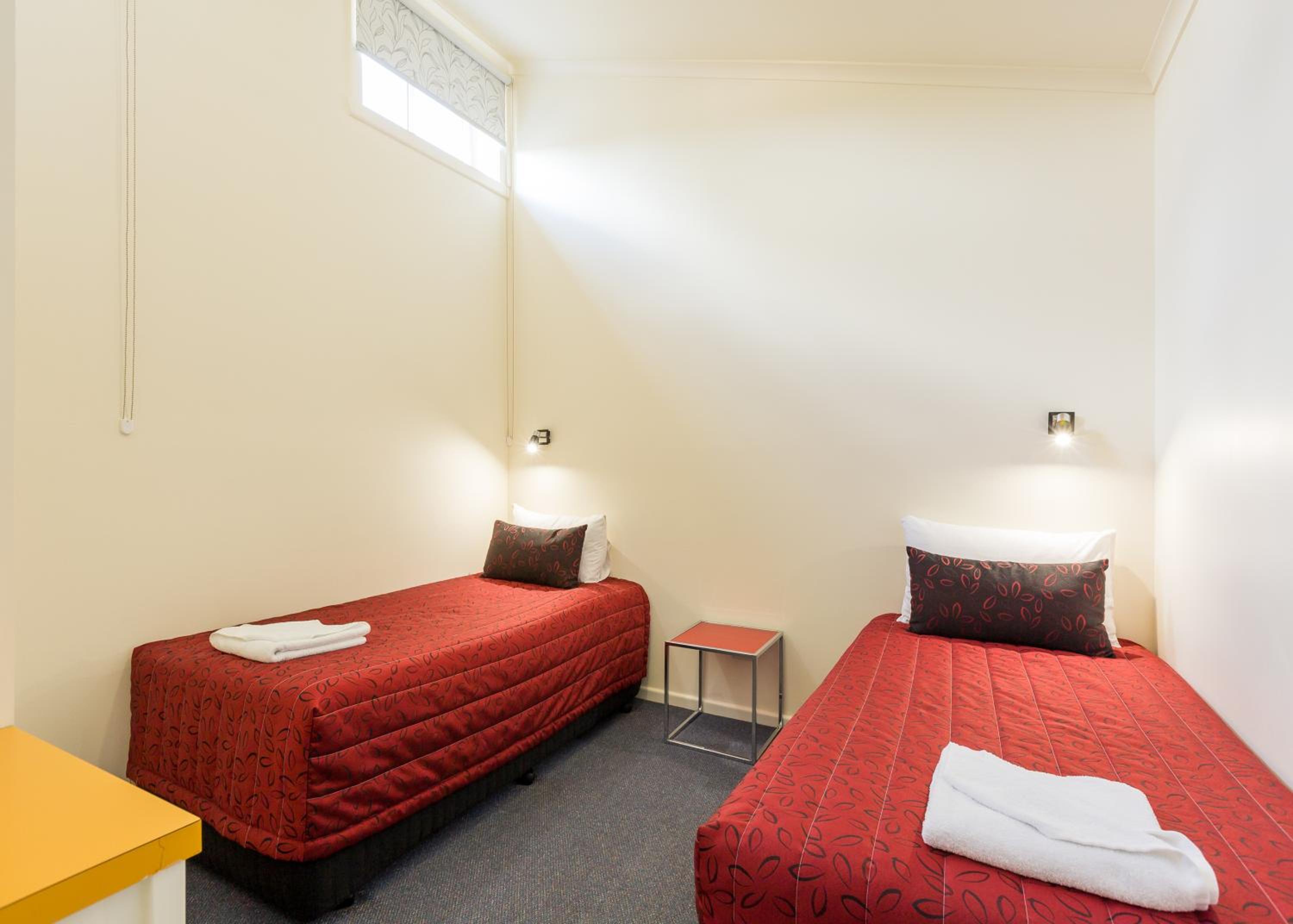 Three-Bedroom Apartment (6 Adults) - Photo 6