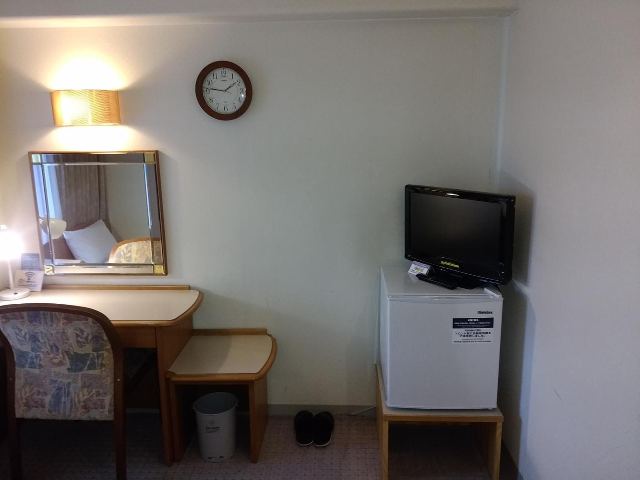 Standard Single Room - Non-Smoking photo 2