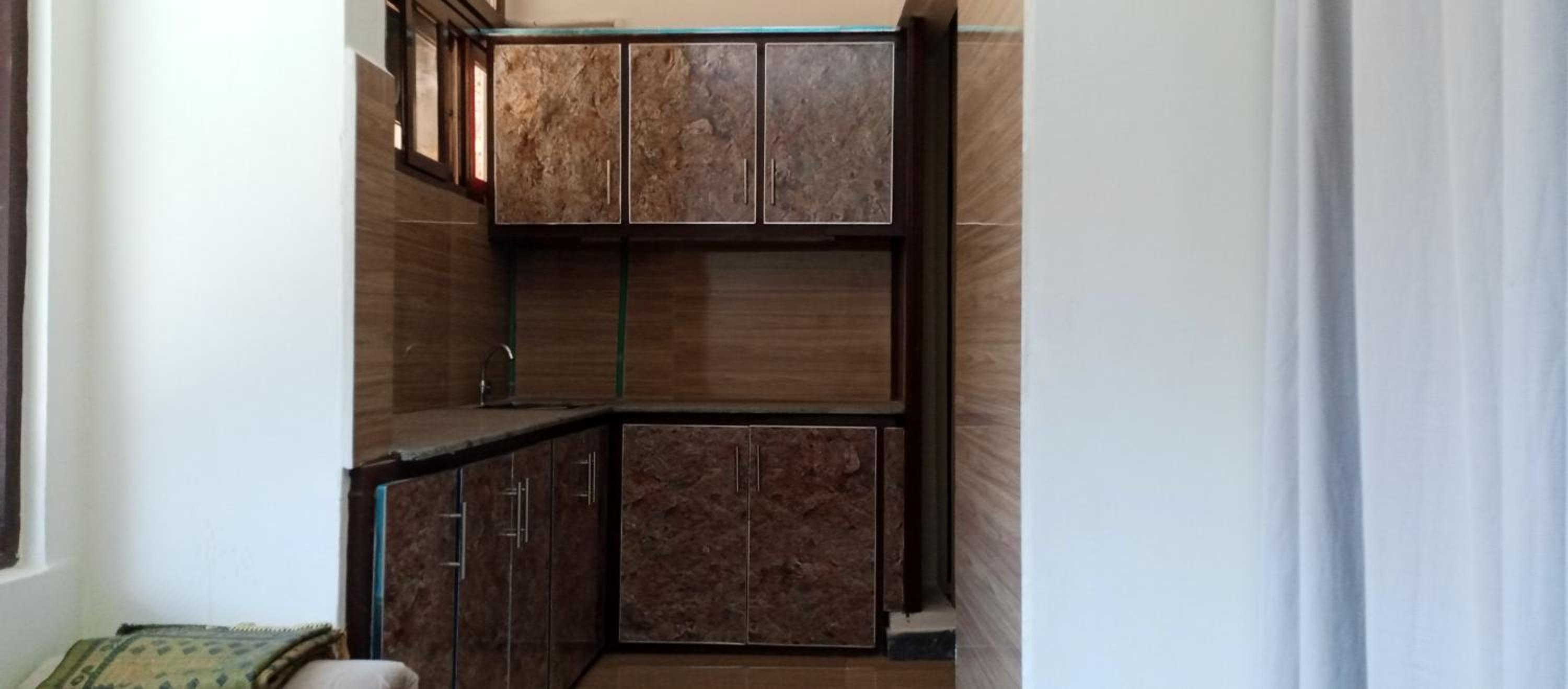 Family Two-Bedroom Apartment with View photo 2
