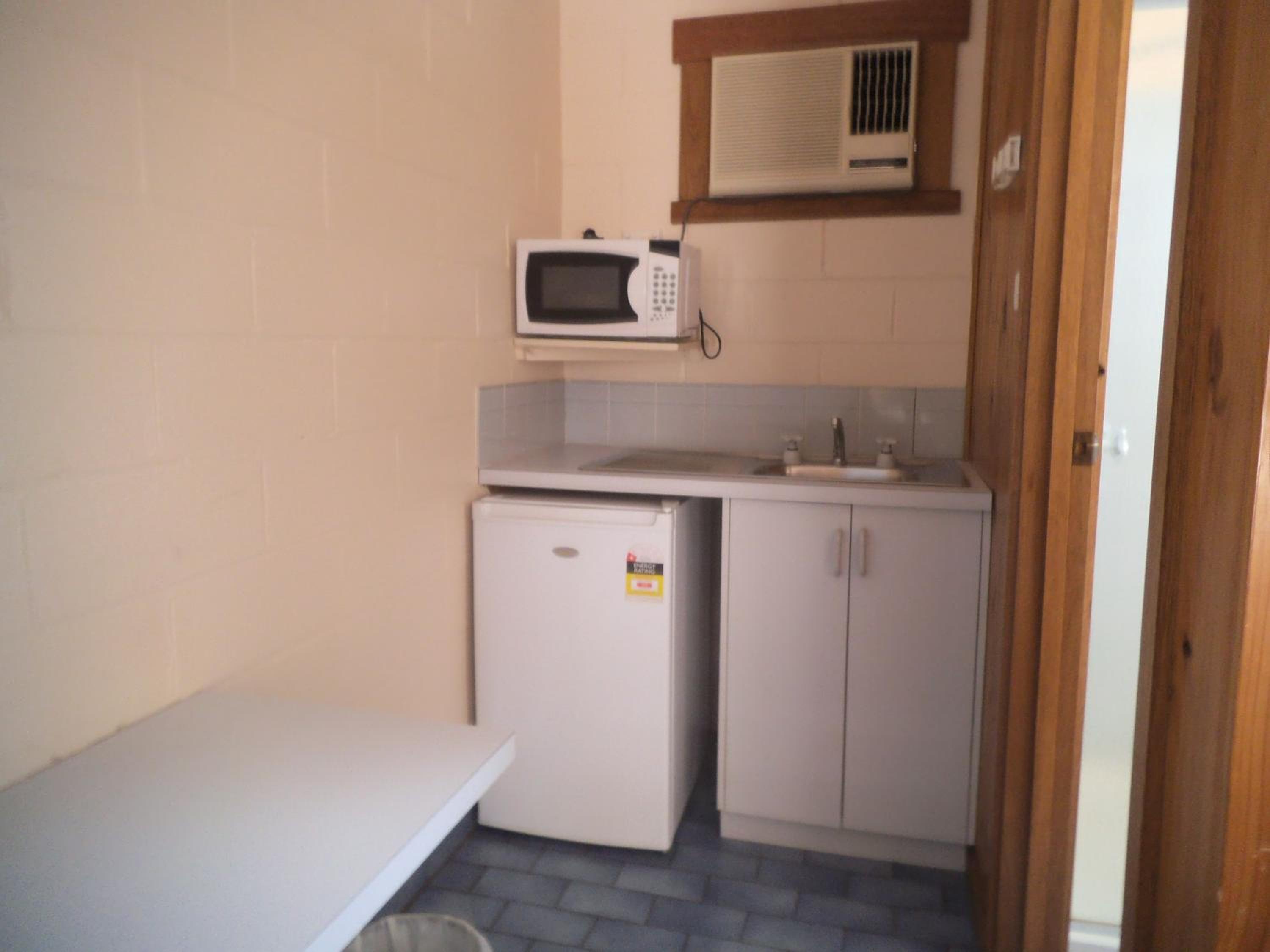 Family Room with Shower photo 2
