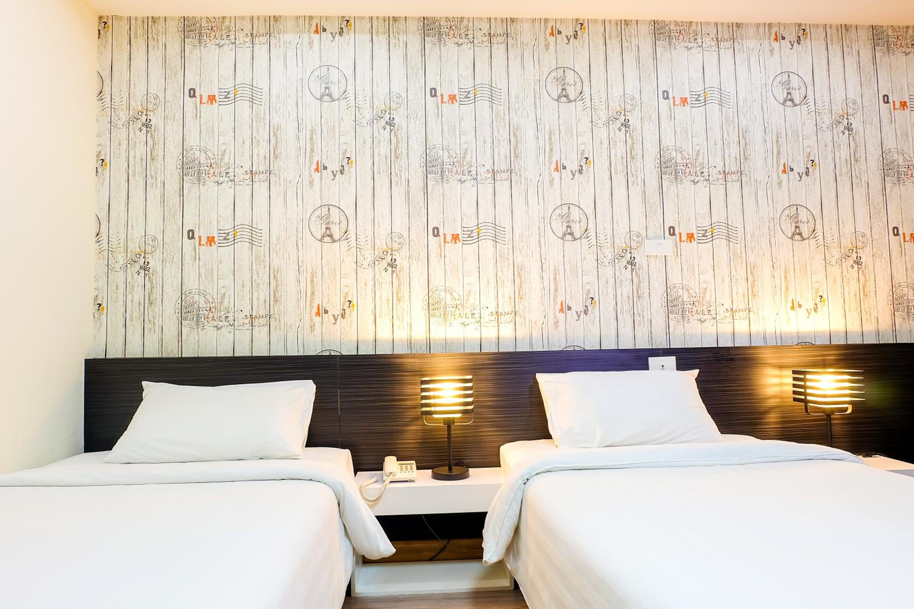 Superior Twin Room (Room Only) photo 2