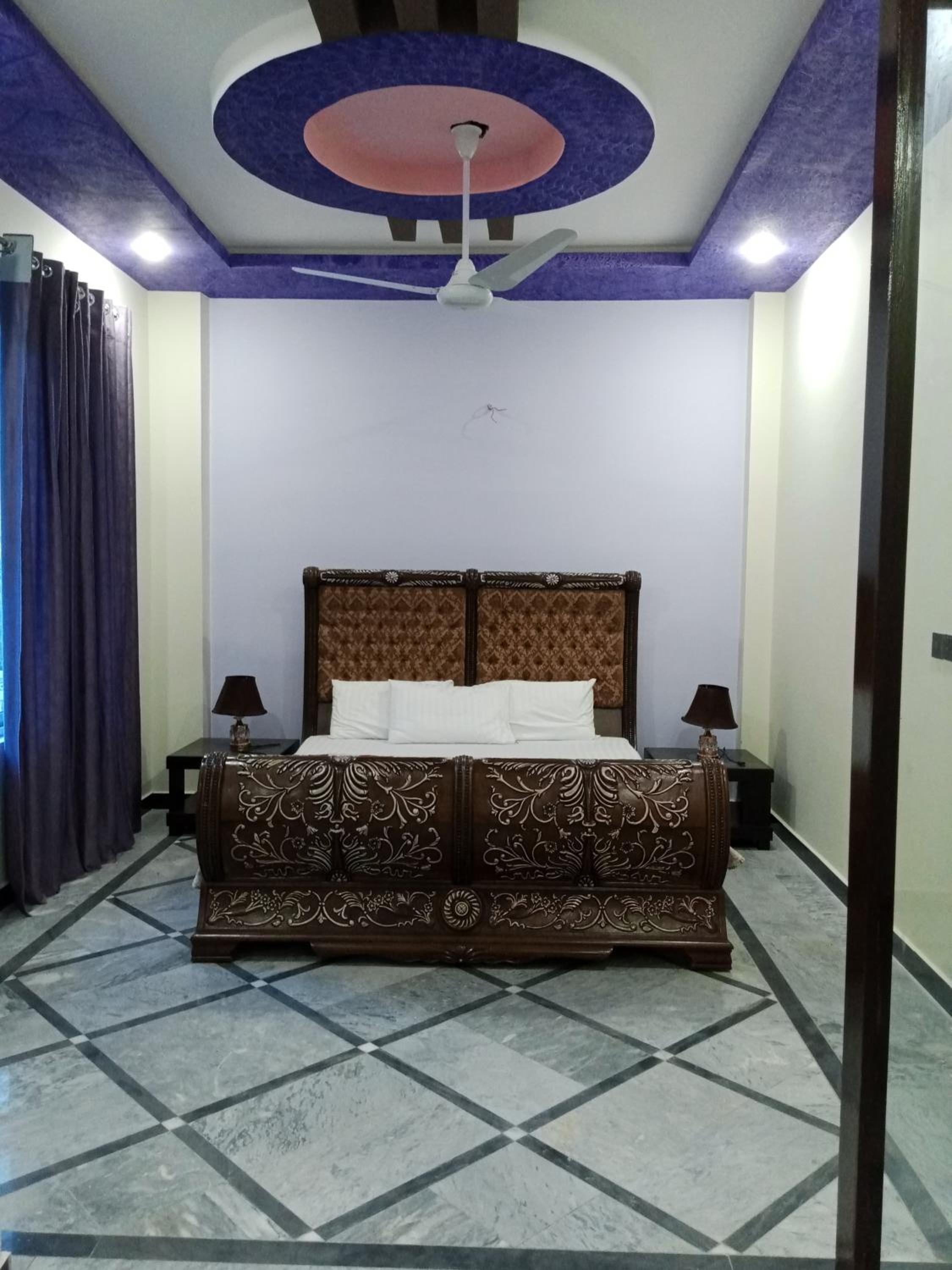 Deluxe Two-Bedroom Apartment with Garden View photo 2