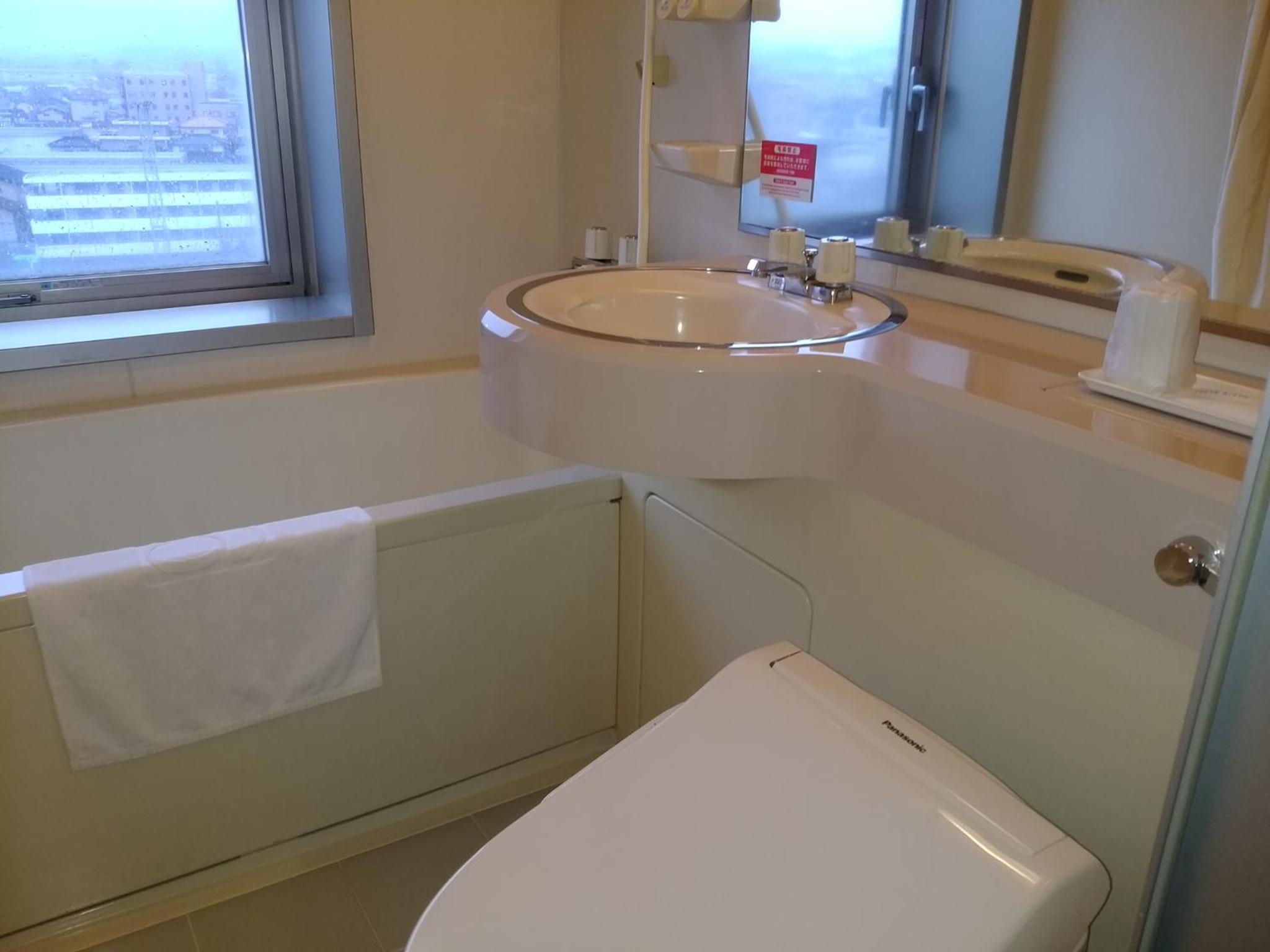 Standard Single Room - Non-Smoking photo 3