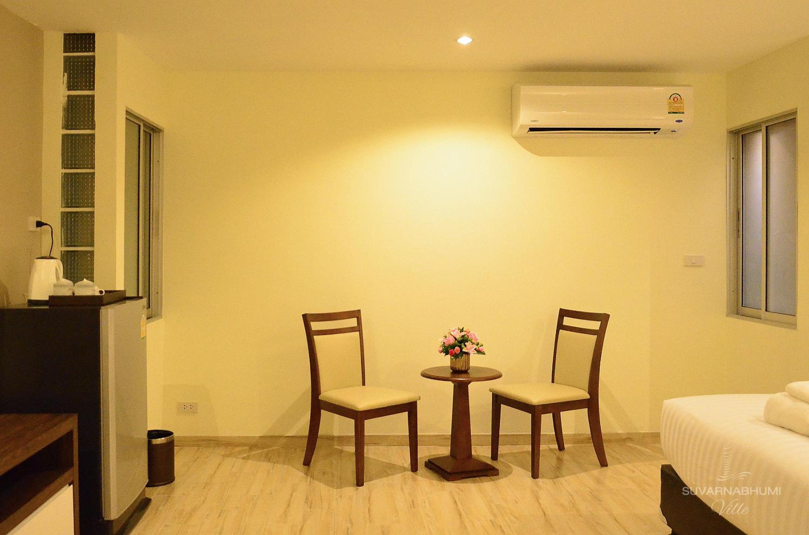 Deluxe Double or Twin Room - Photo 7