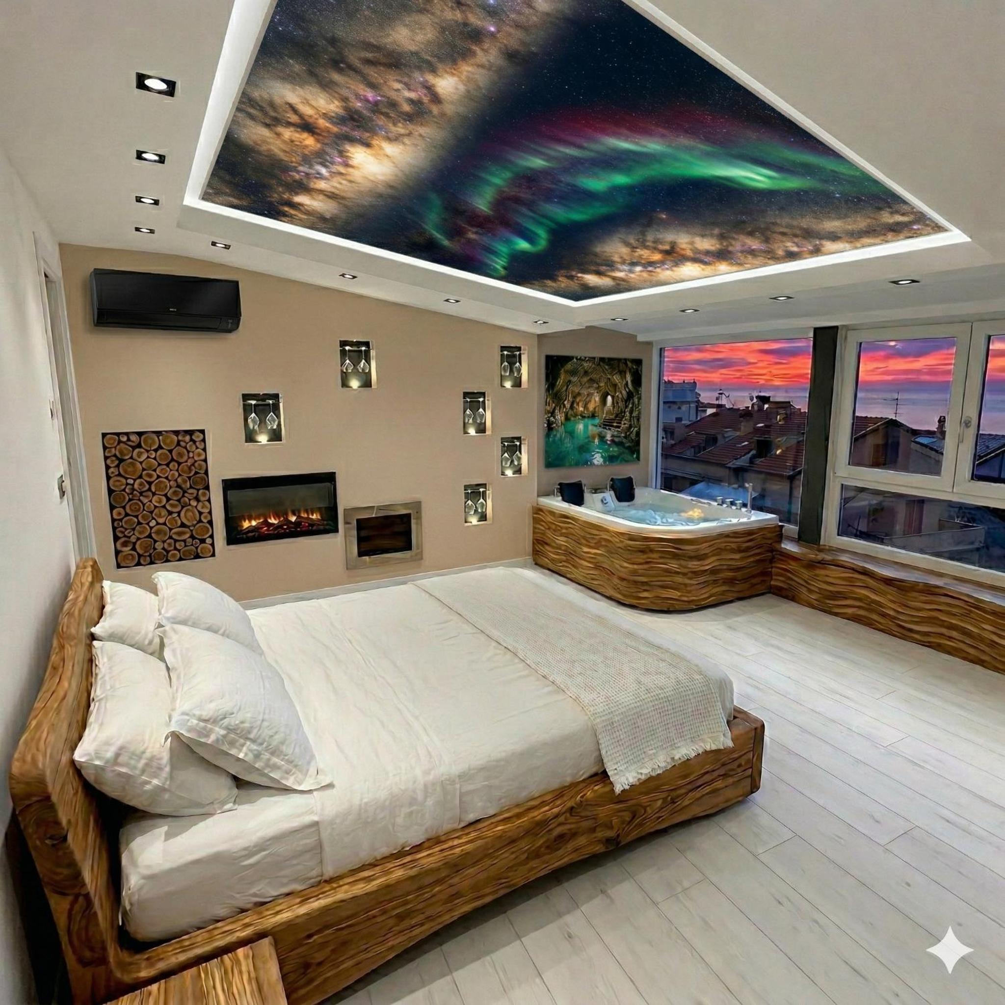 Deluxe Suite with Spa Bath