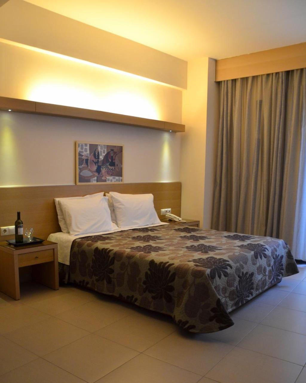 Standard Double Room - Photo 1