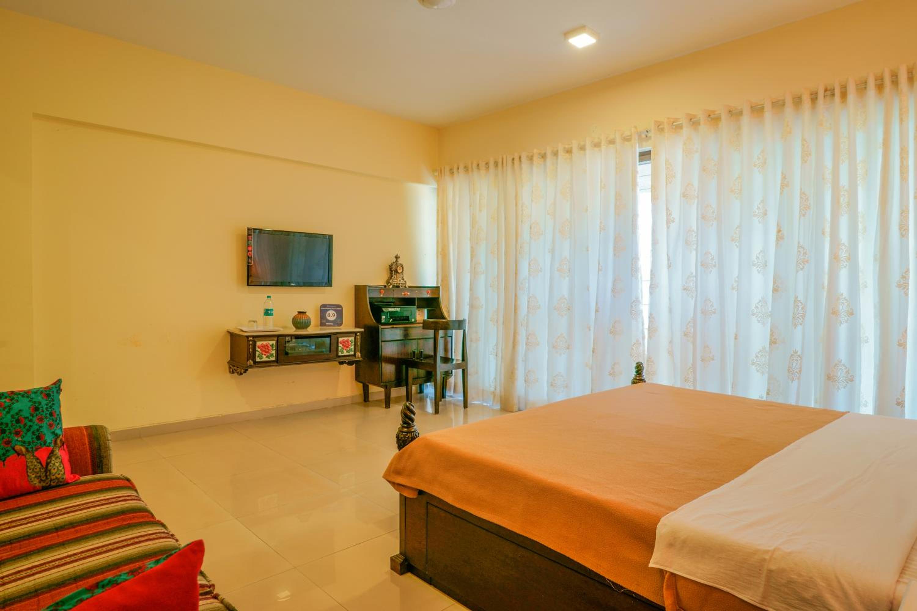 Lavasa Vintage With Jacuzzi photo 1