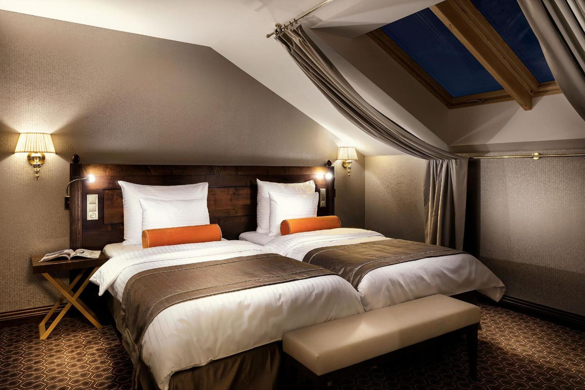 Cosmopolitan Suite photo 3