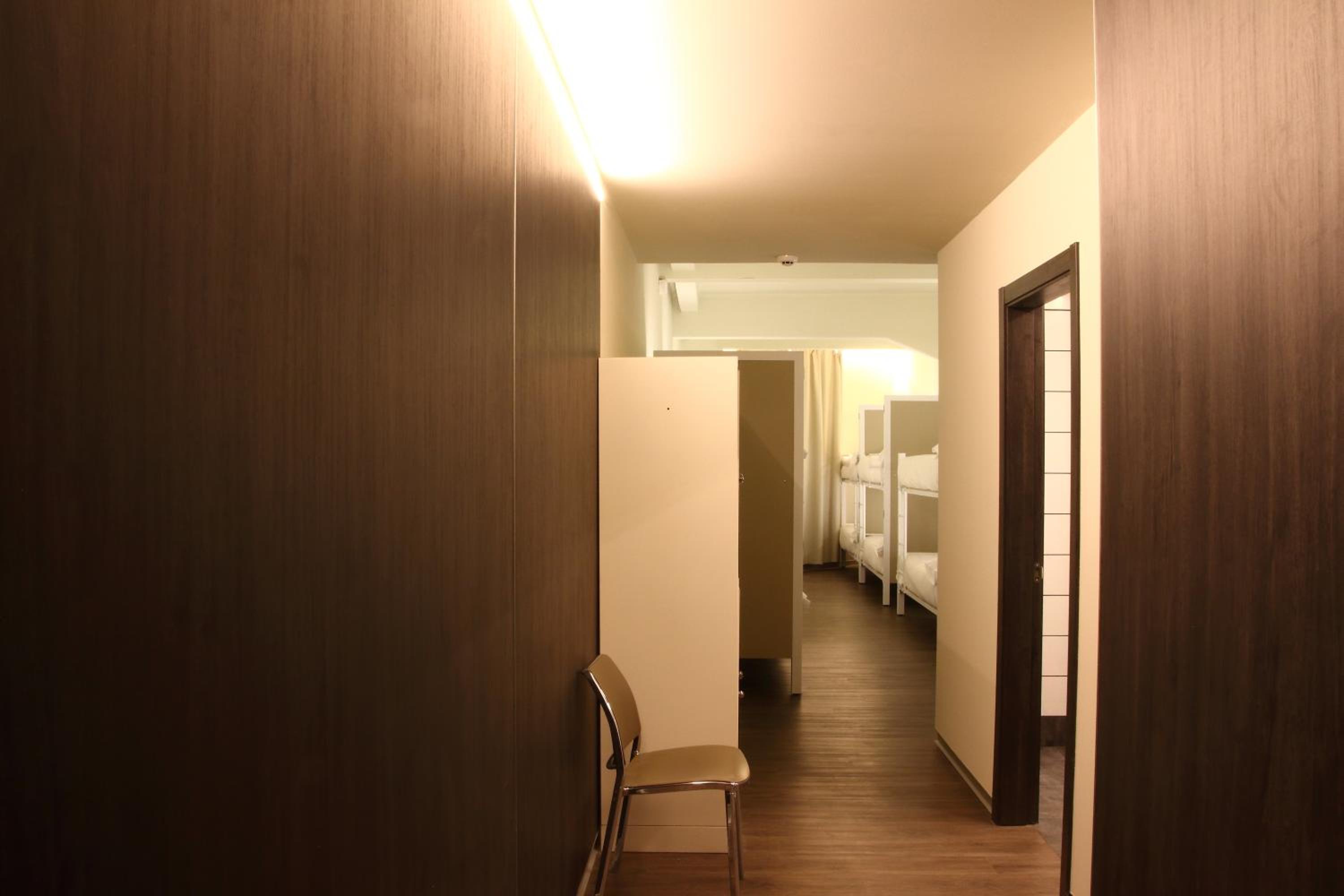 Litera Premium en Dormitorio Mixto de 14 camas con Baño Privado