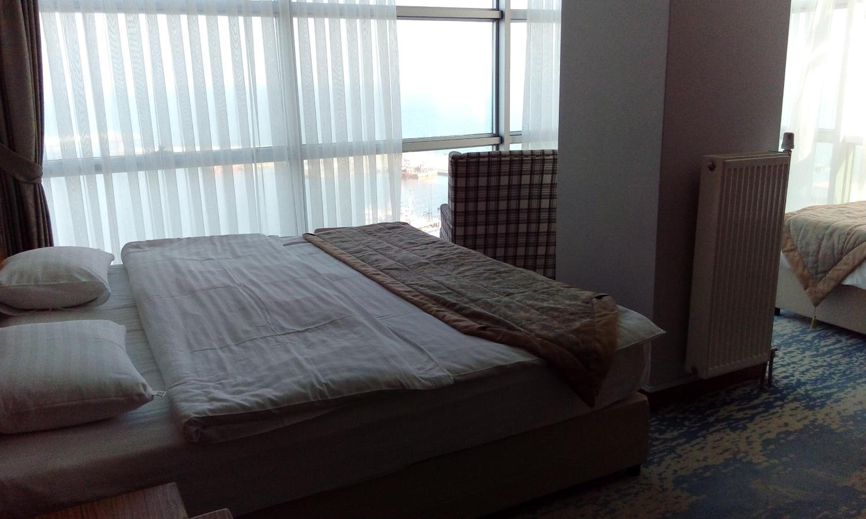 Triple Room with Sea View - Photo 3