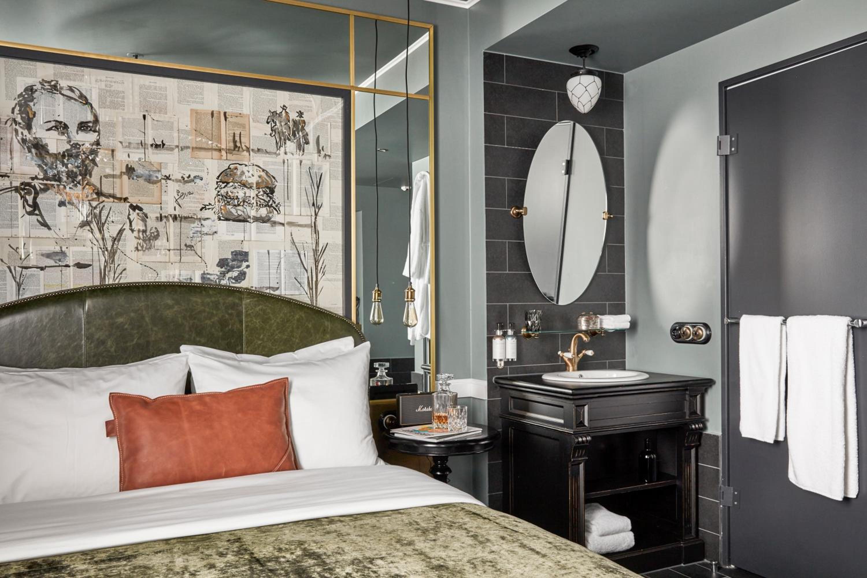 Double or Twin Room photo 3