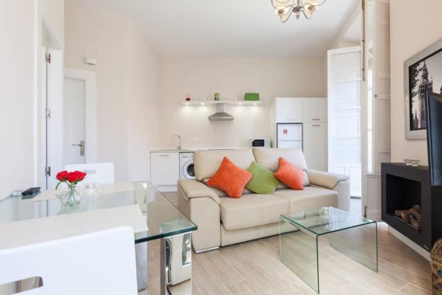 Apartamento con Balcón