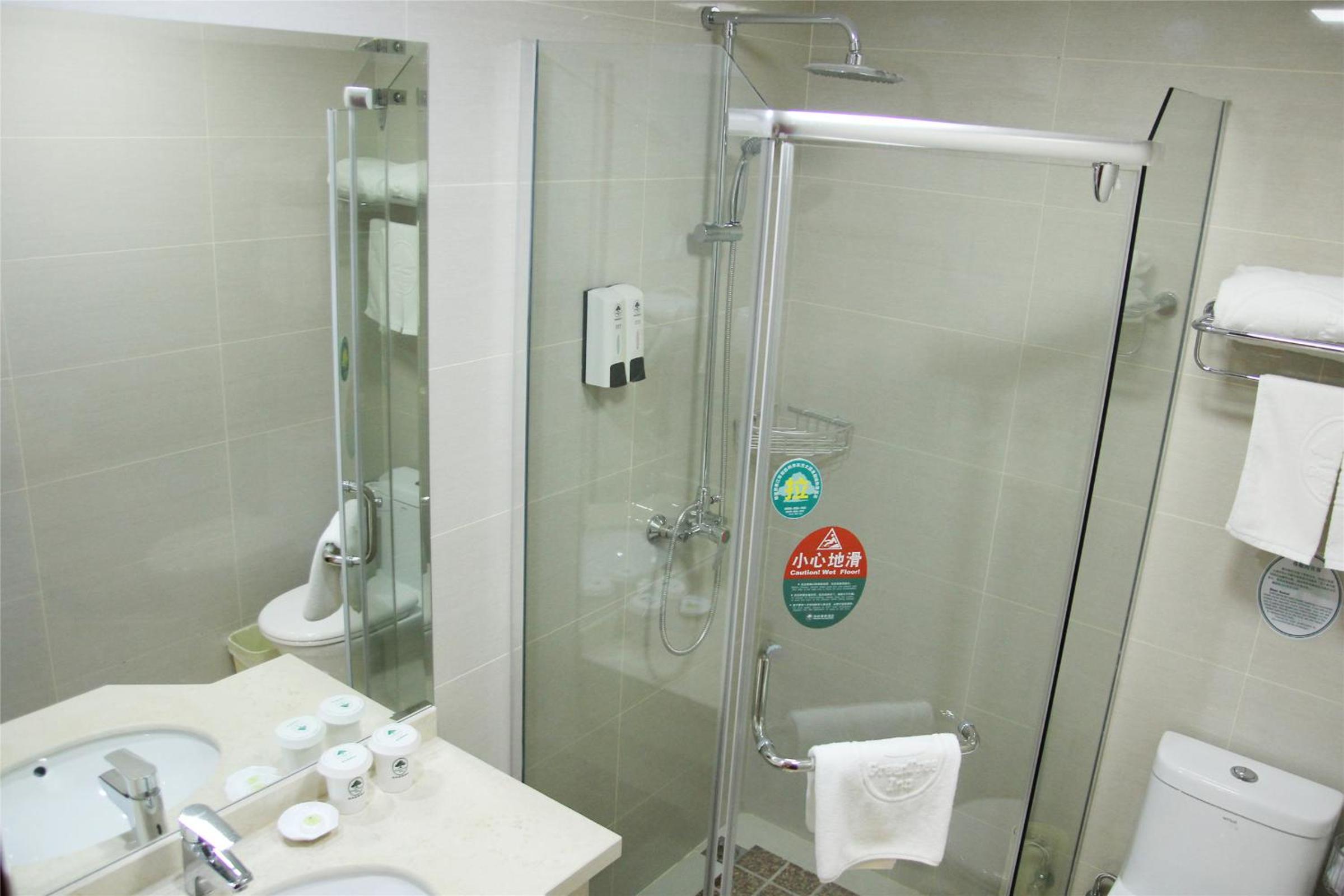 Mainland Chinese Citizens - Queen Room with View photo 2
