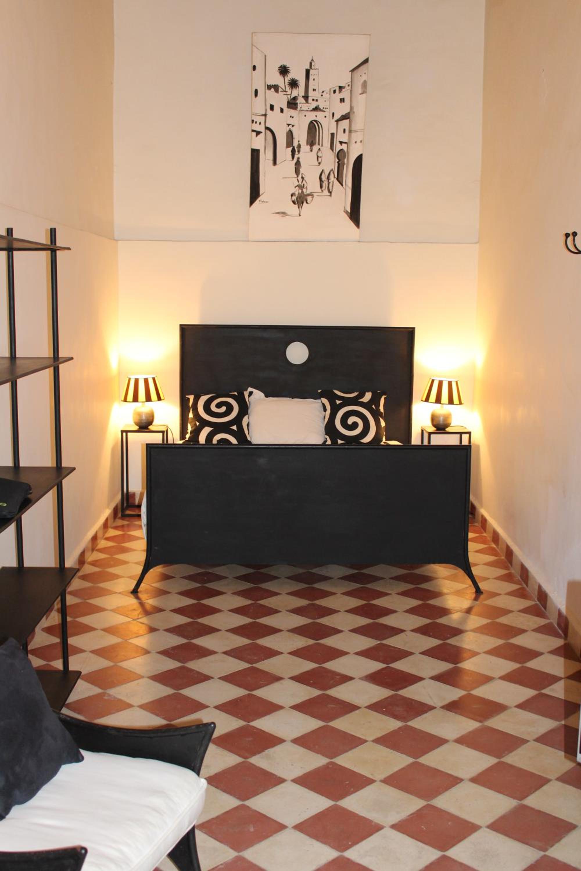 Quadruple Room with Private Bathroom photo 3