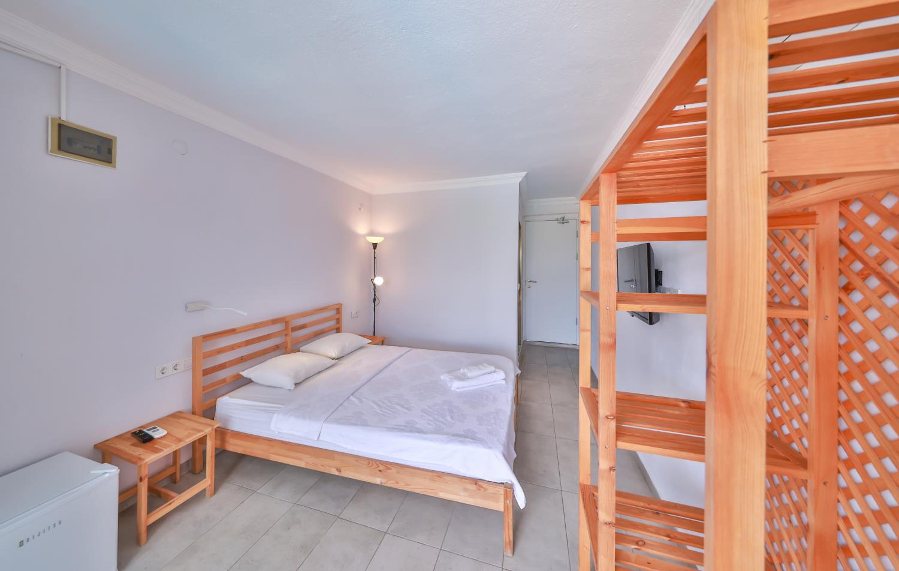 Standard Single Room with Shower