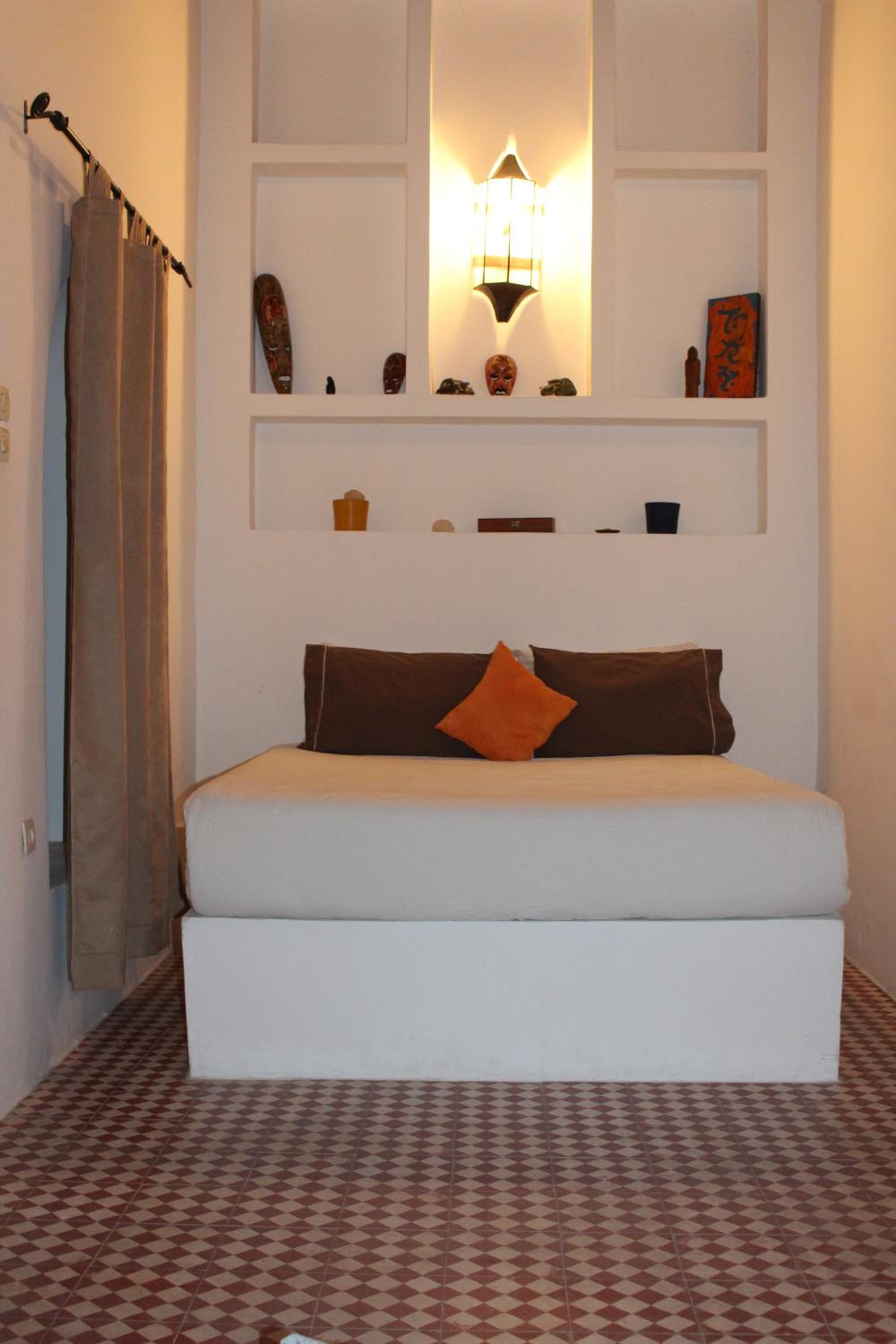 Quadruple Room with Private Bathroom photo 1