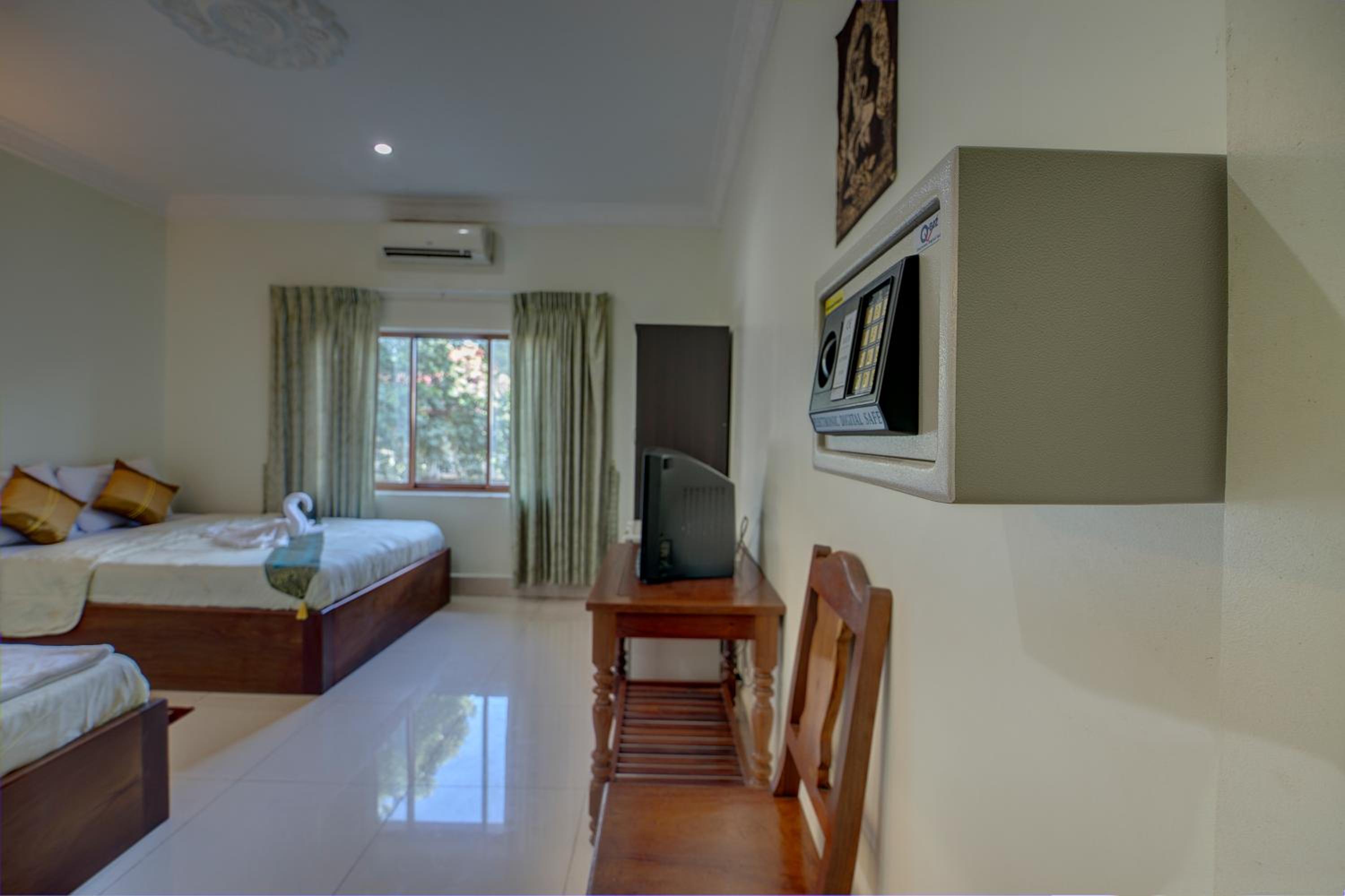 Standard Triple Room - Photo 9