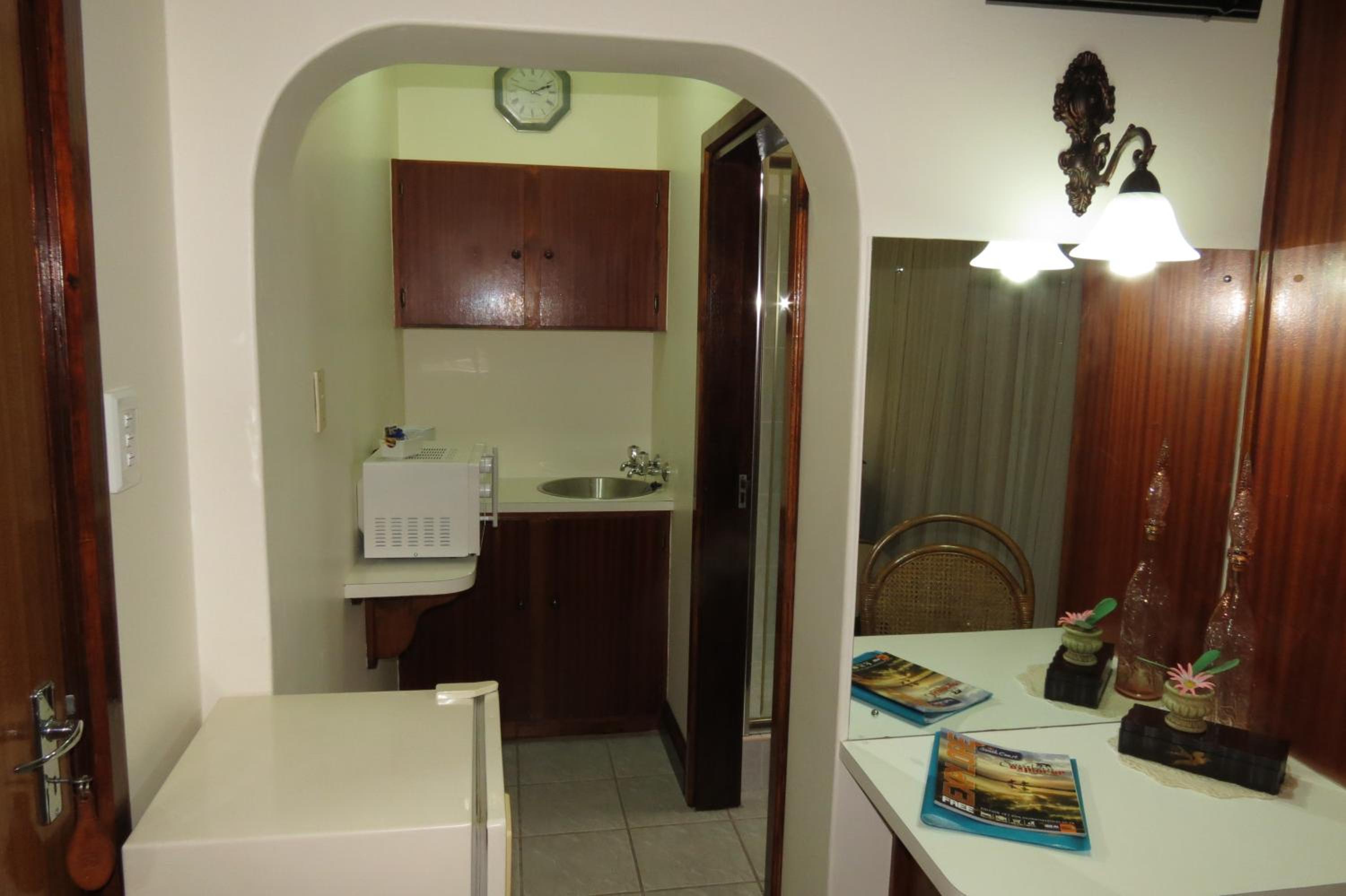 Double Room - Photo 5