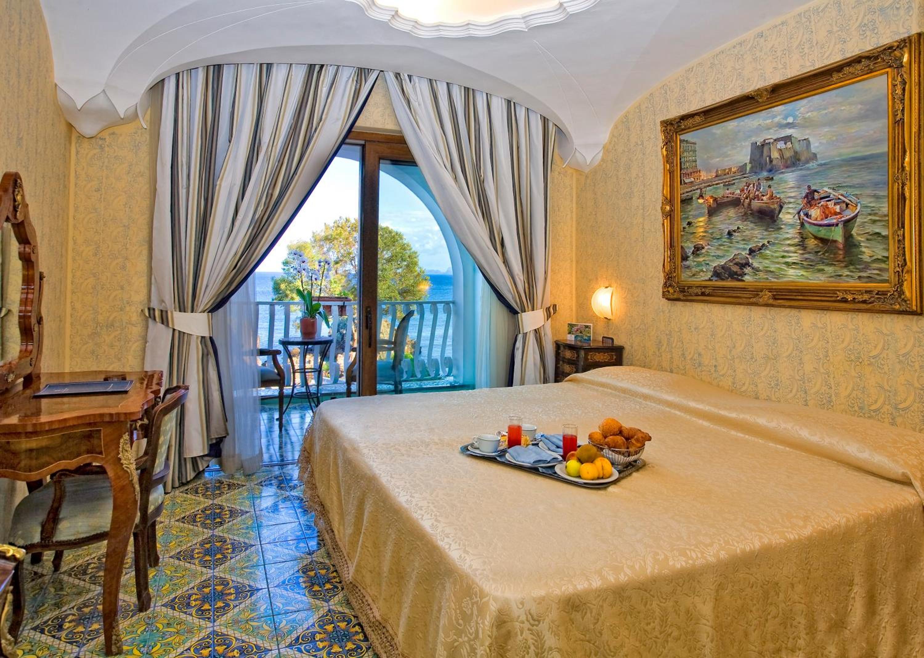 Deluxe Double Room - Photo 1