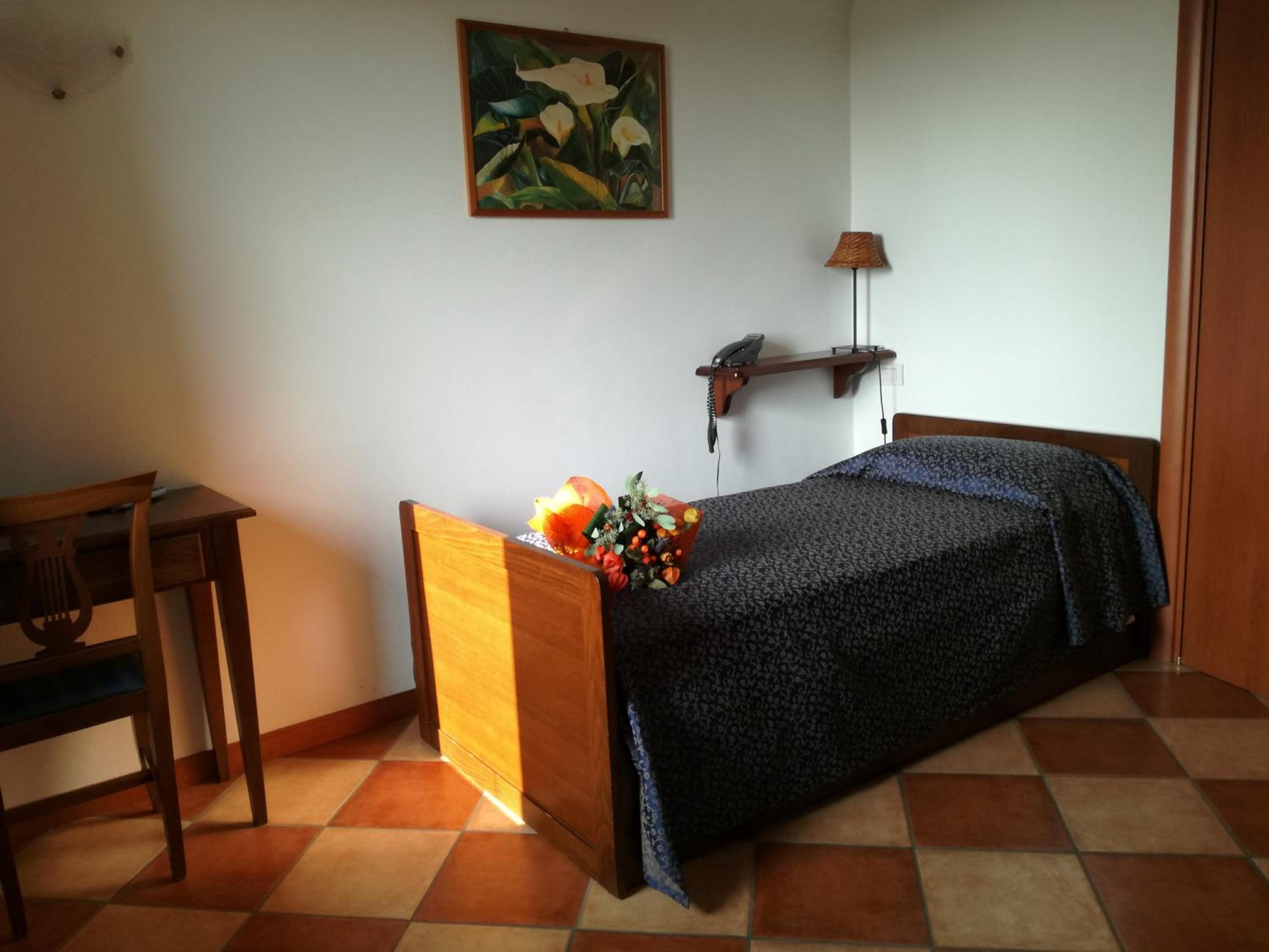 Single Room photo 1