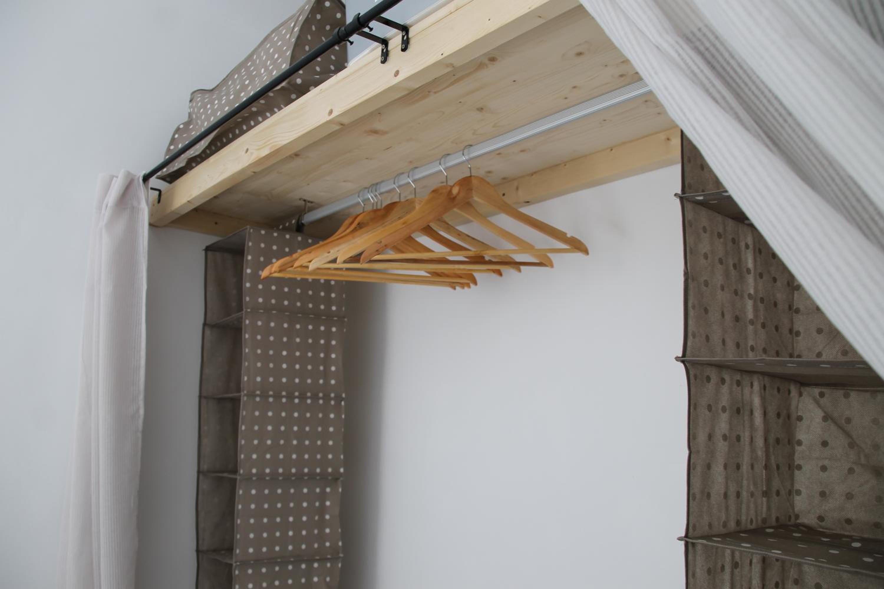 One-Bedroom Apartment - Photo 13