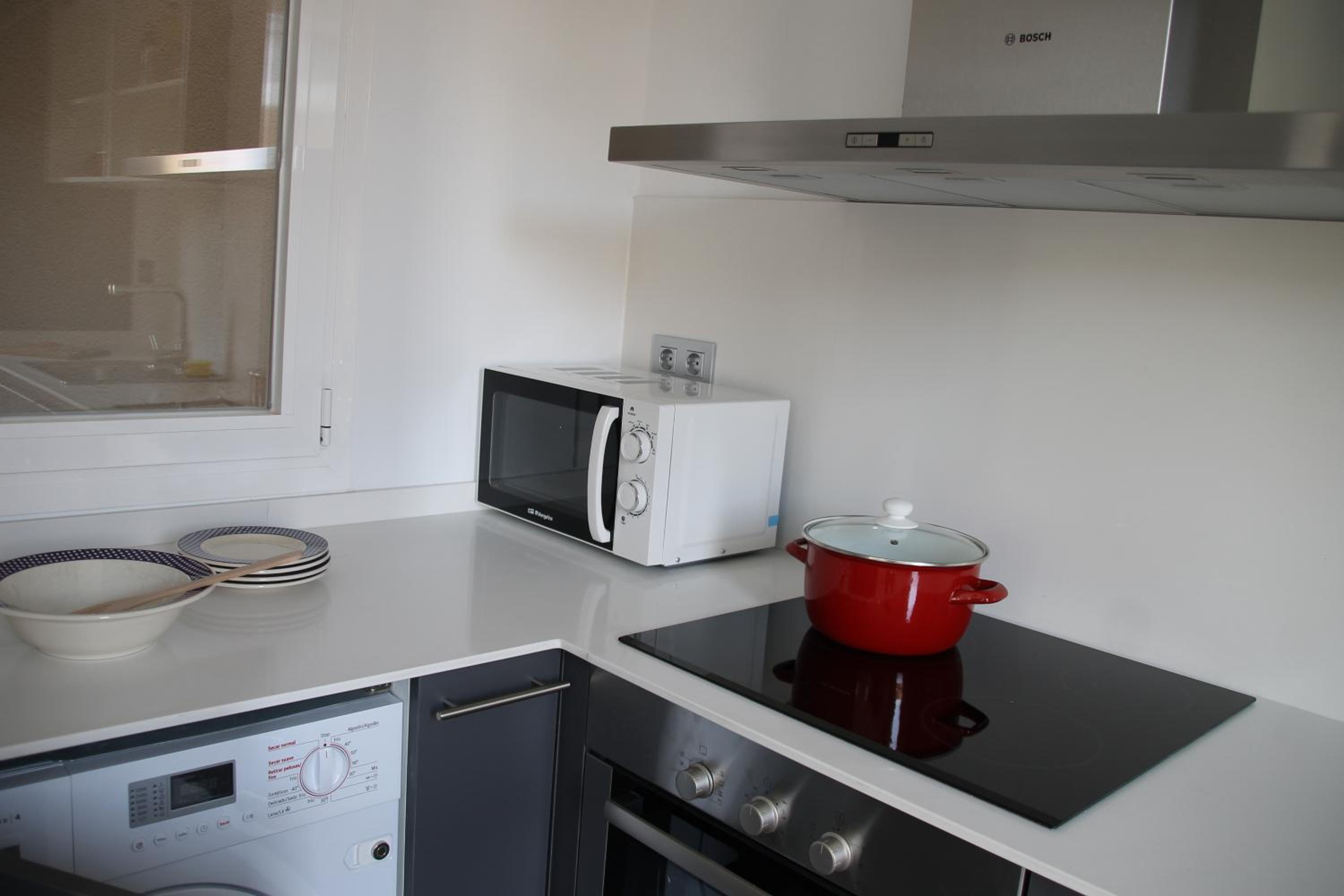 One-Bedroom Apartment - Photo 10