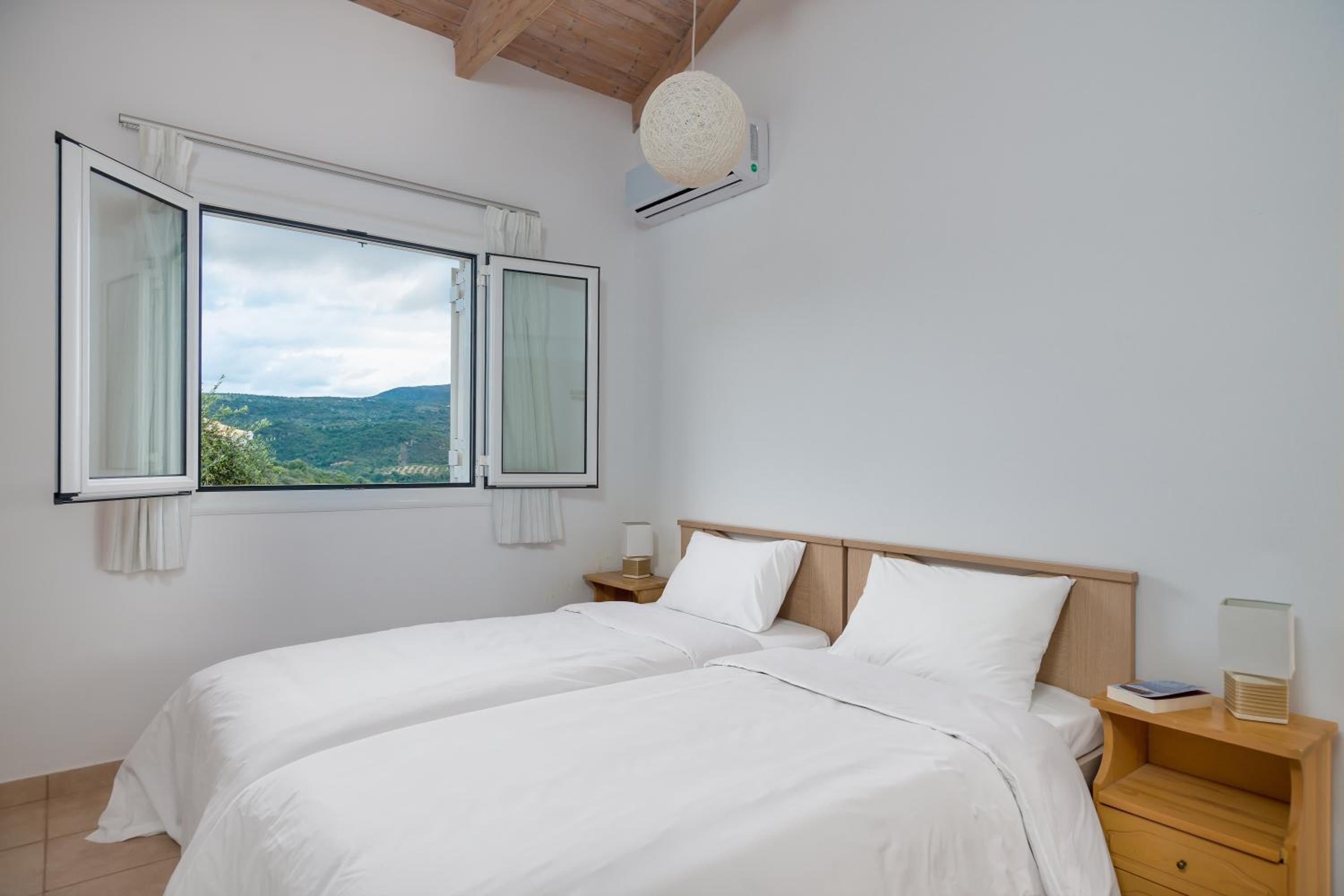 Two-Bedroom House with Private Pool photo 1