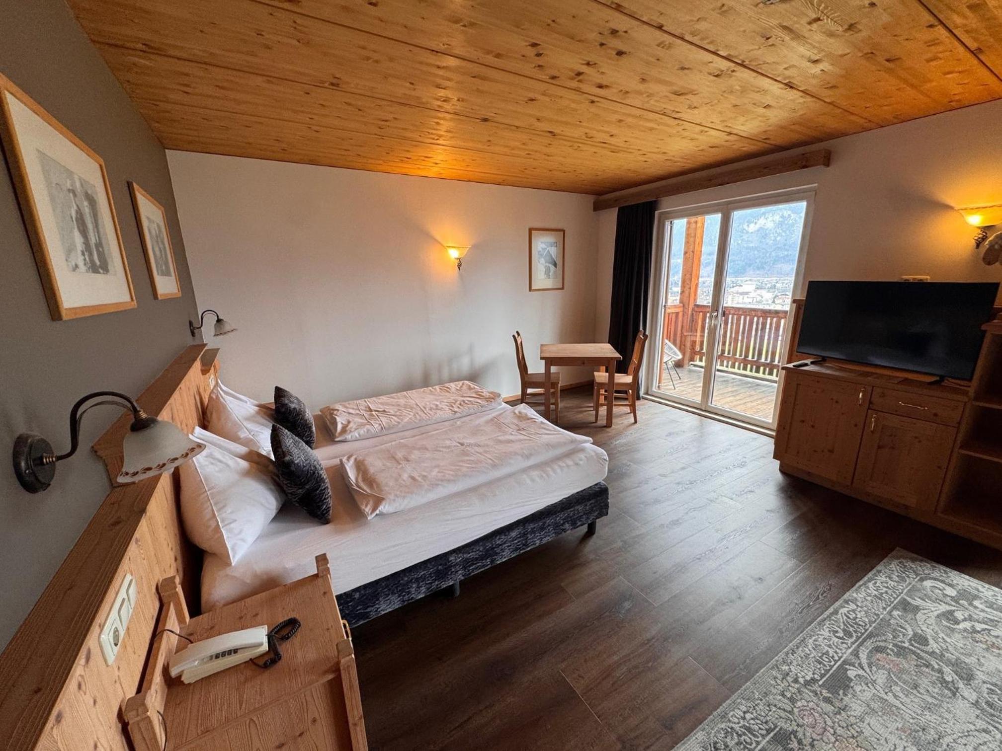 Junior Suite with Mountain View