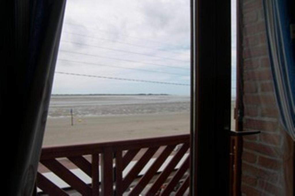 Double Room with Sea View - Photo 1