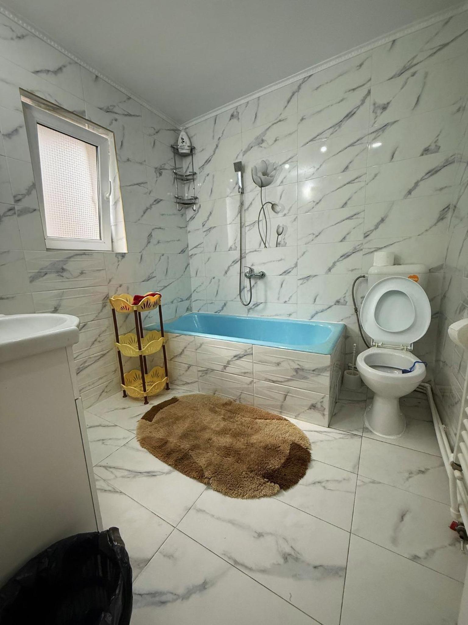 Double Room with Private External Bathroom photo 2