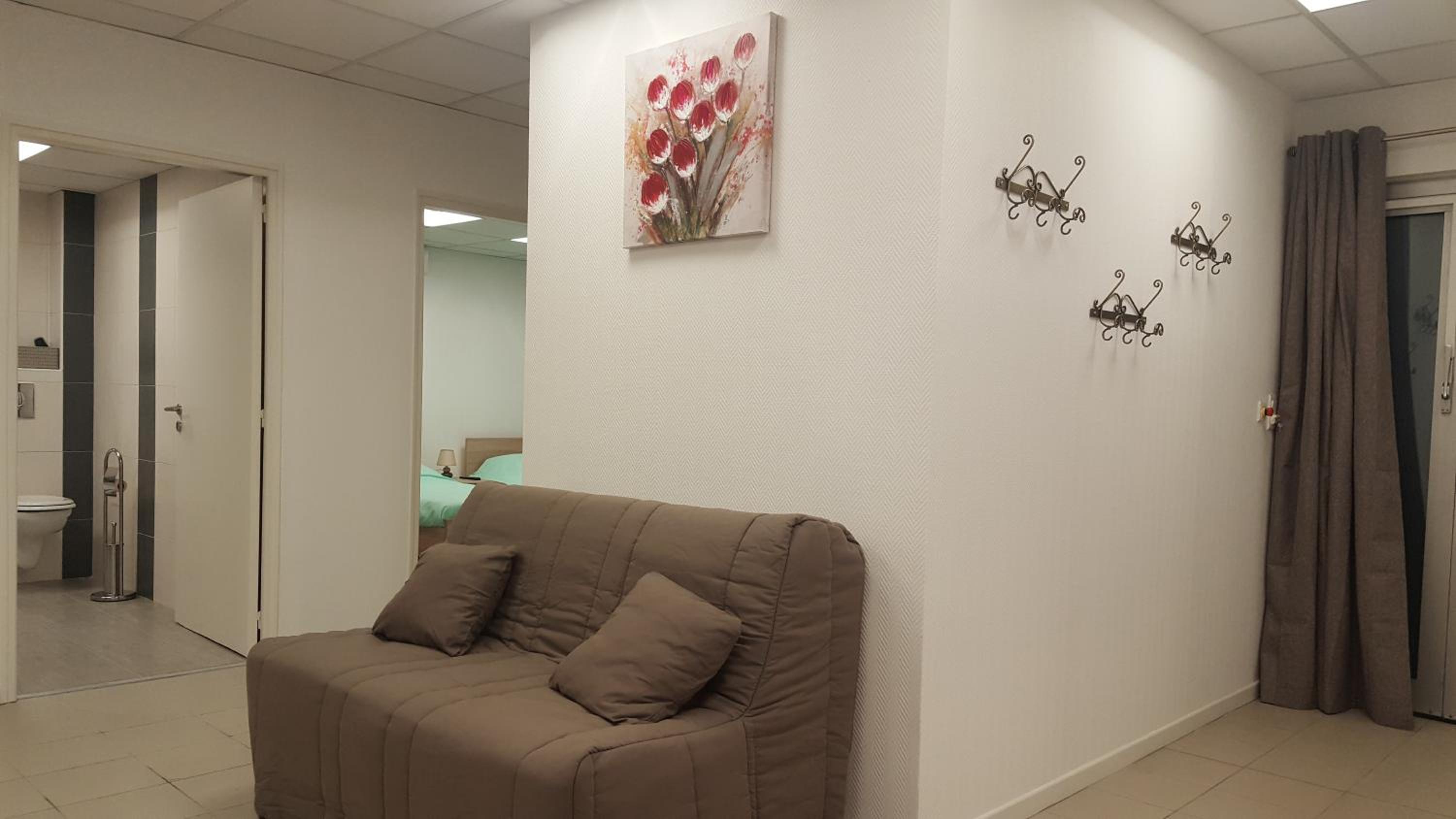 Apartment - Ground Floor - Photo 4