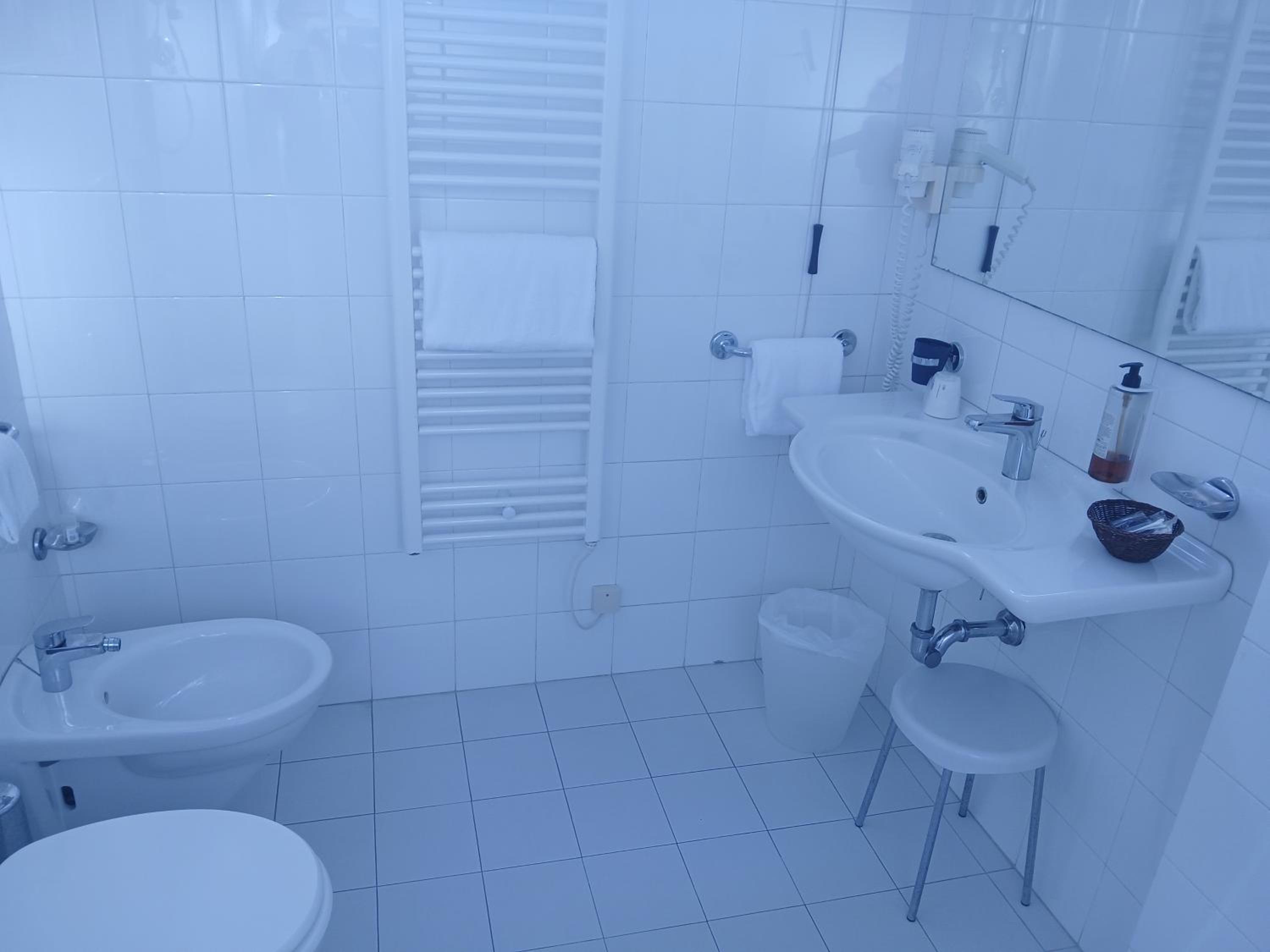 Large Single Room