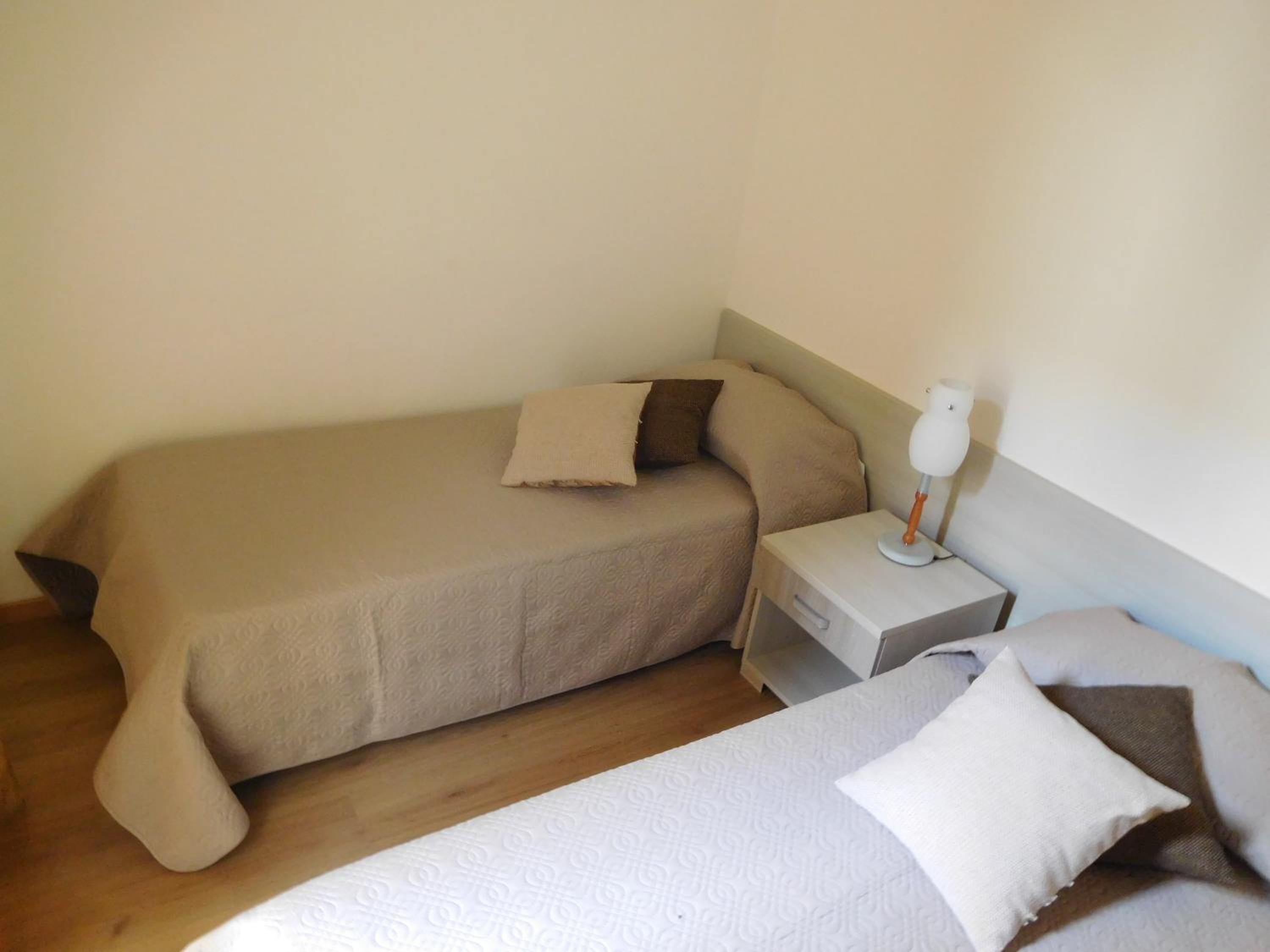 Quadruple Room with Private Bathroom photo 3
