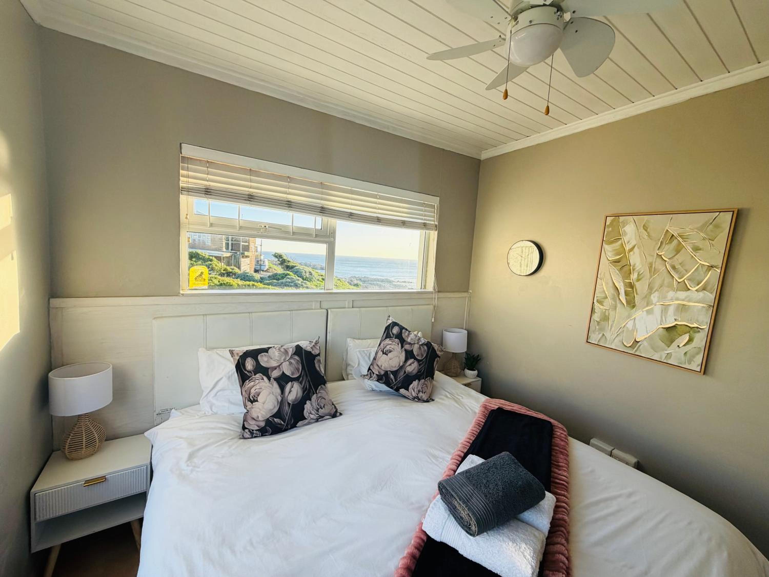 Double Room - Photo 8