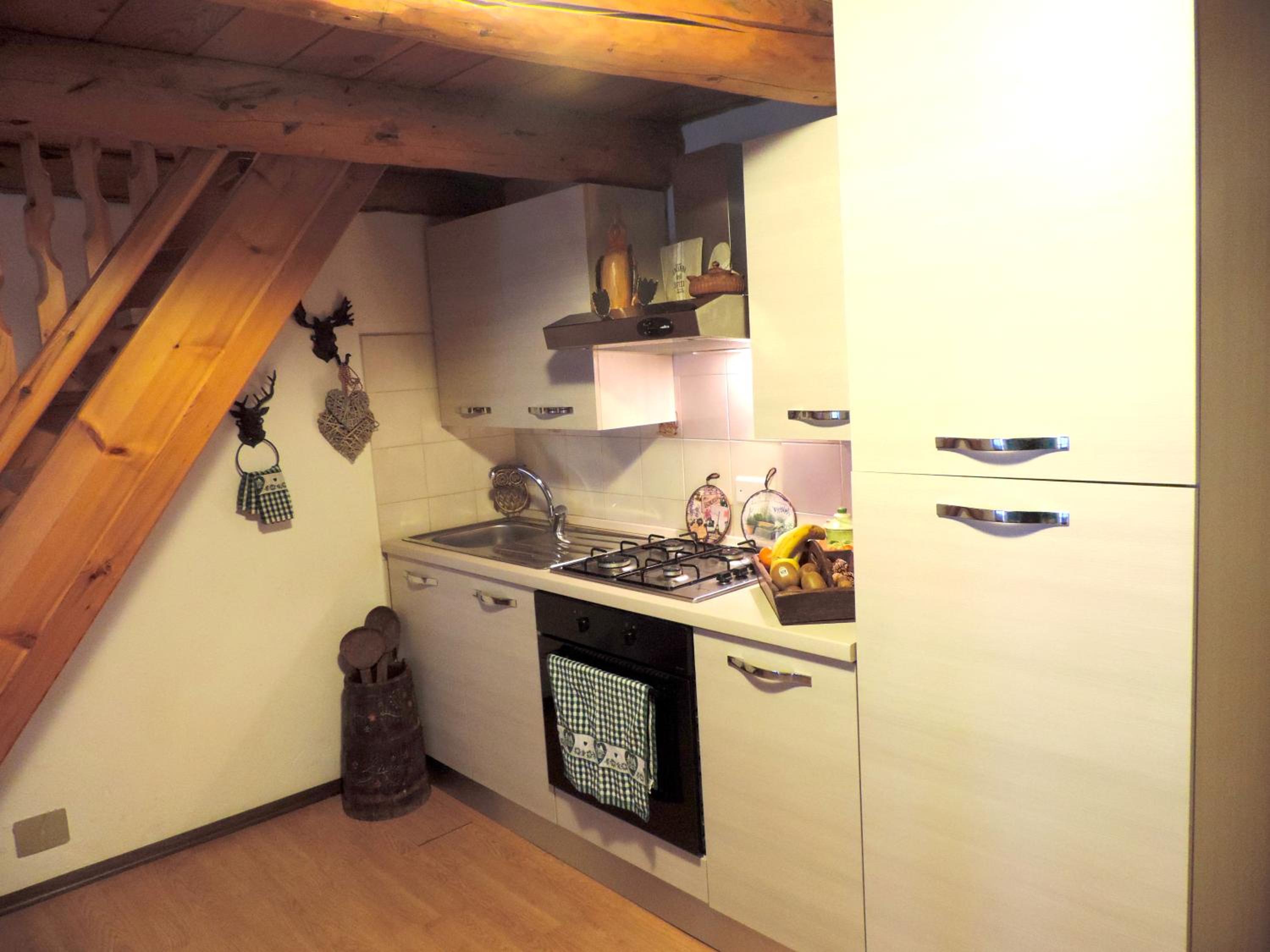 Two-Bedroom Apartment - Photo 5