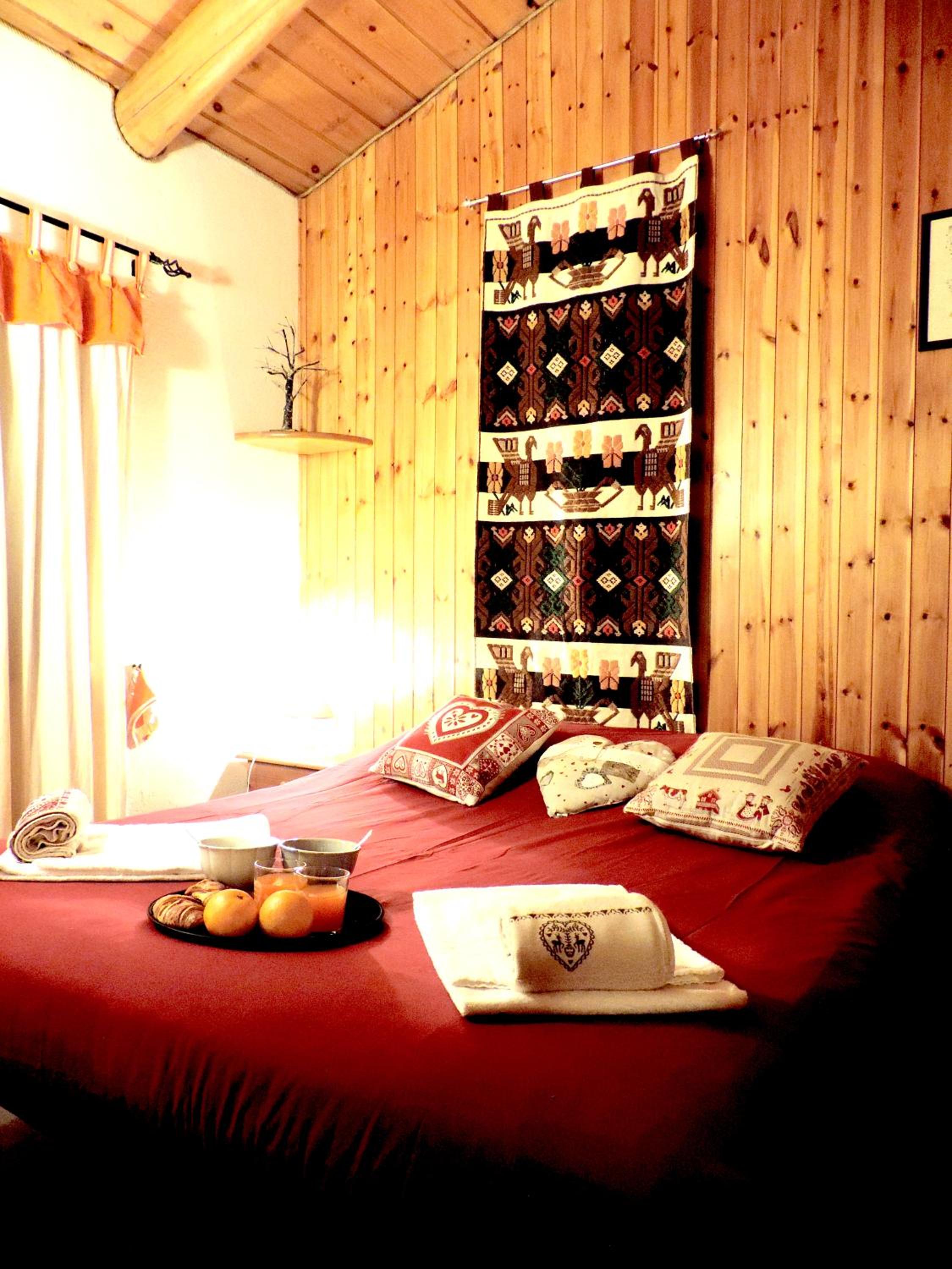 One-Bedroom Apartment (2 Adults + 2 Children) - Photo 5