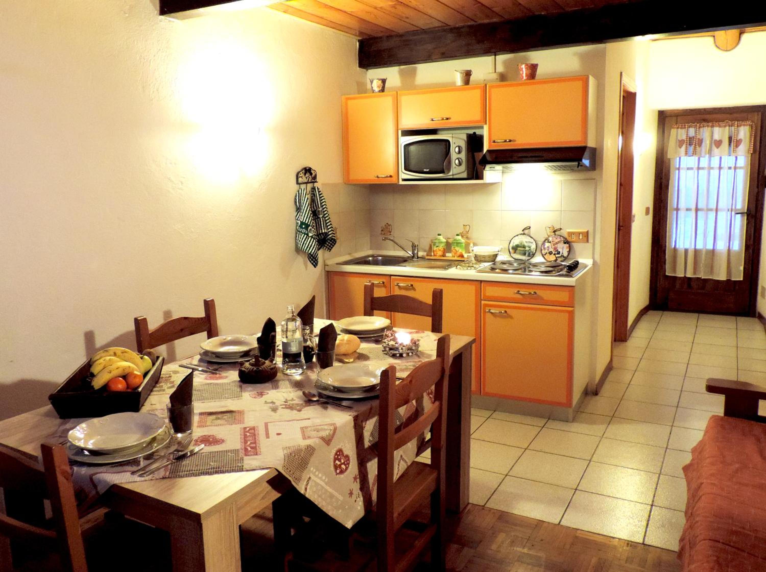 One-Bedroom Apartment (2 Adults + 2 Children) - Photo 4
