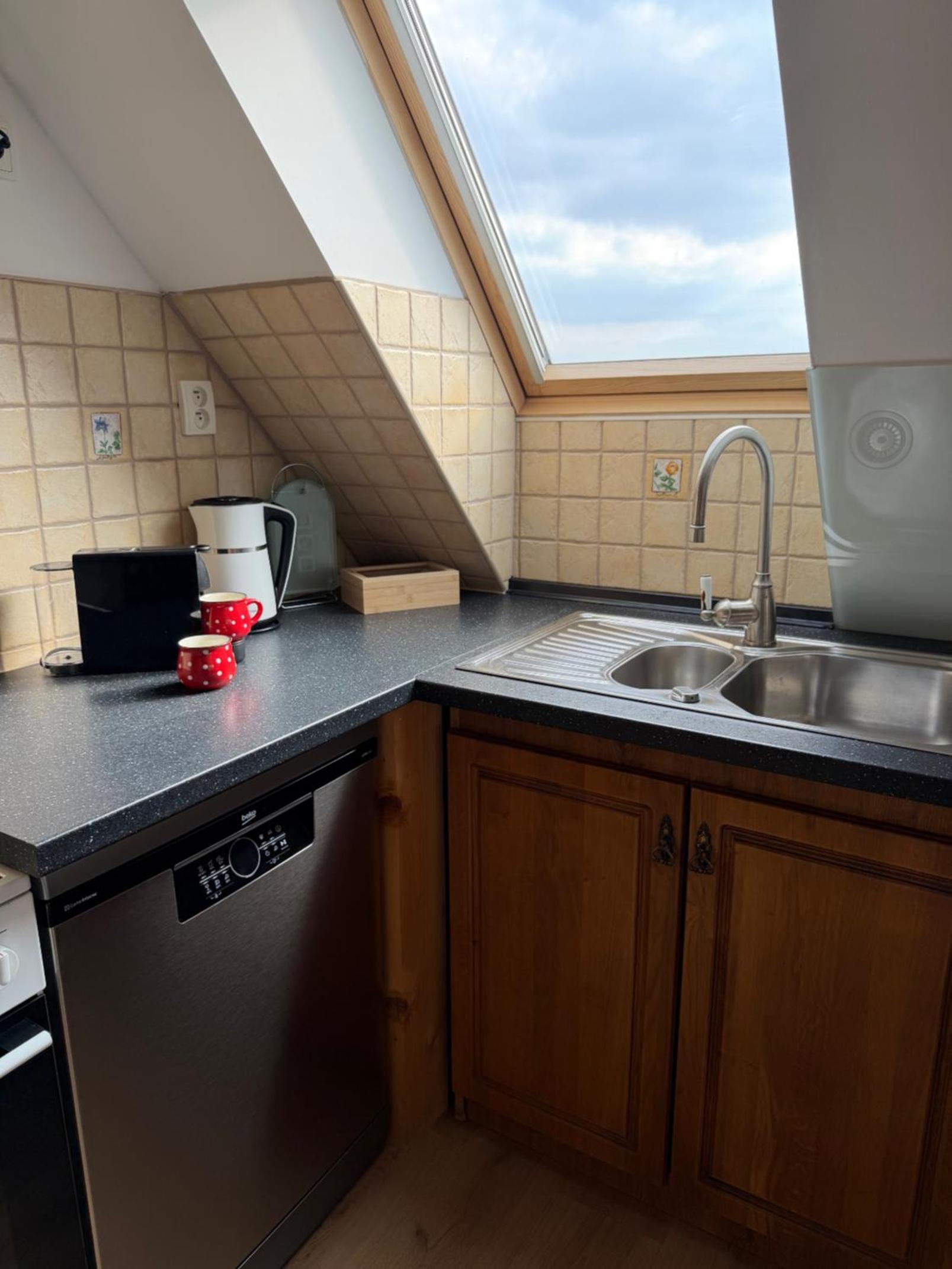 Three-Bedroom Apartment - Photo 4
