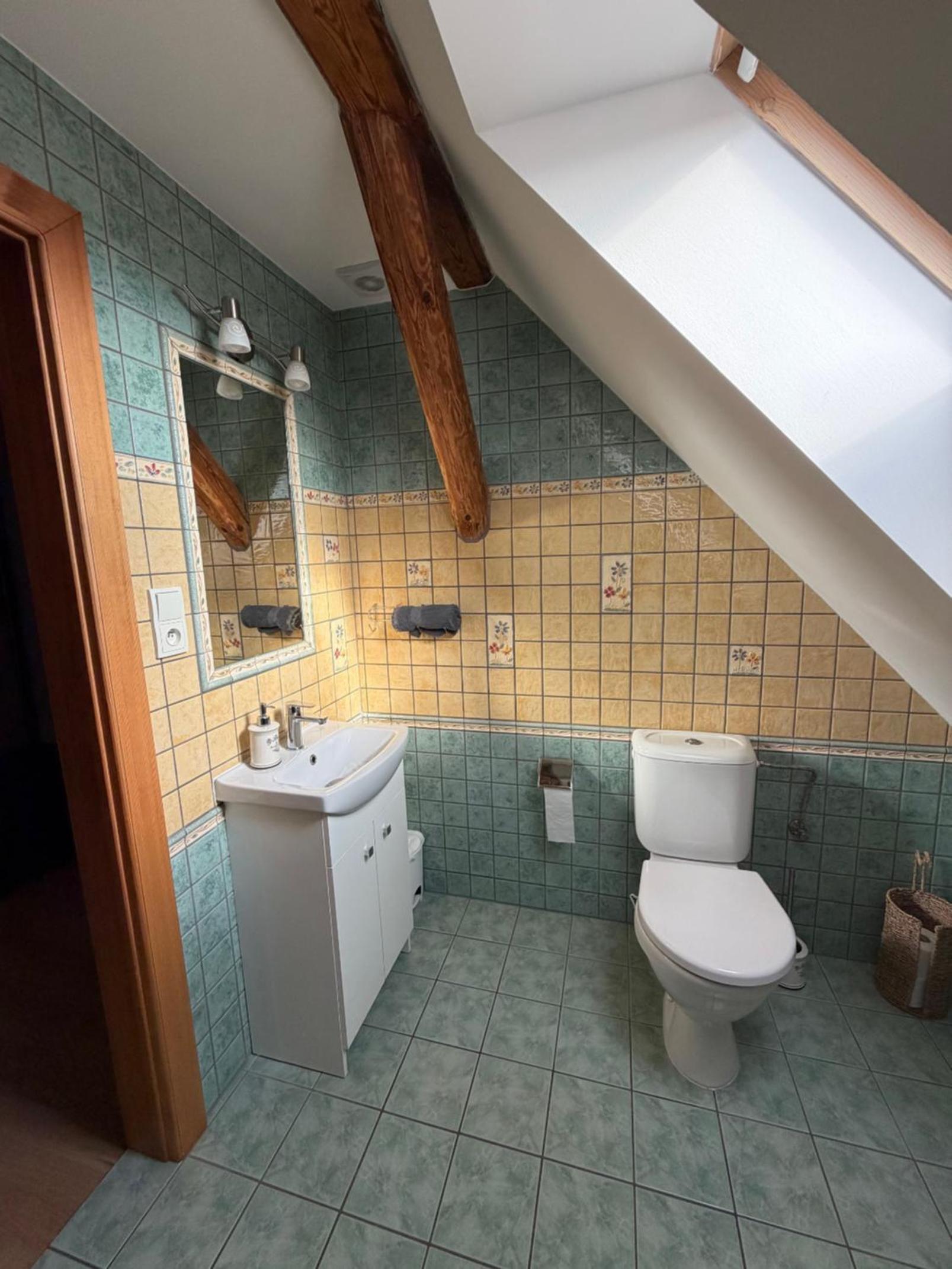 Three-Bedroom Apartment - Photo 30