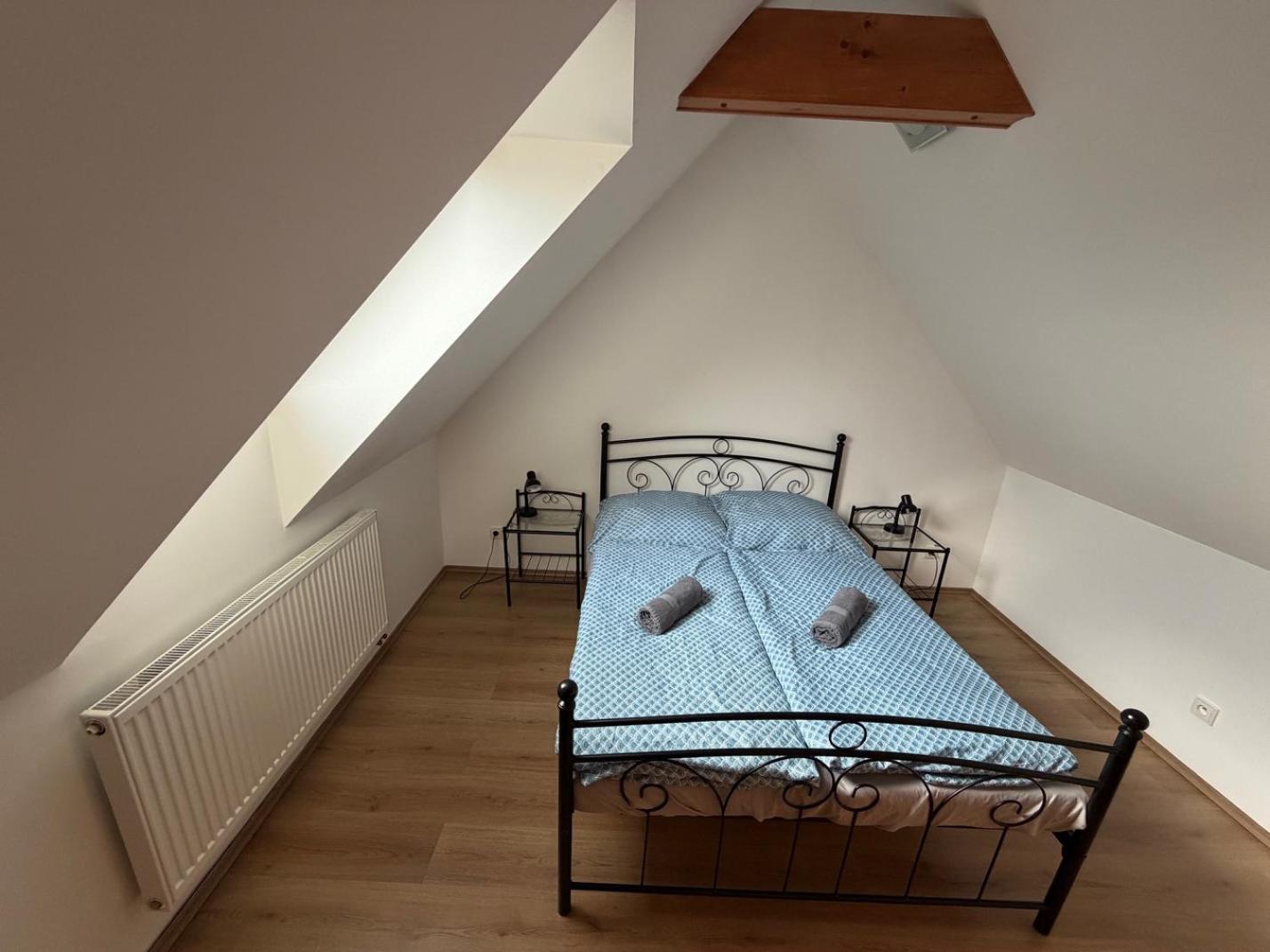 Three-Bedroom Apartment - Photo 35