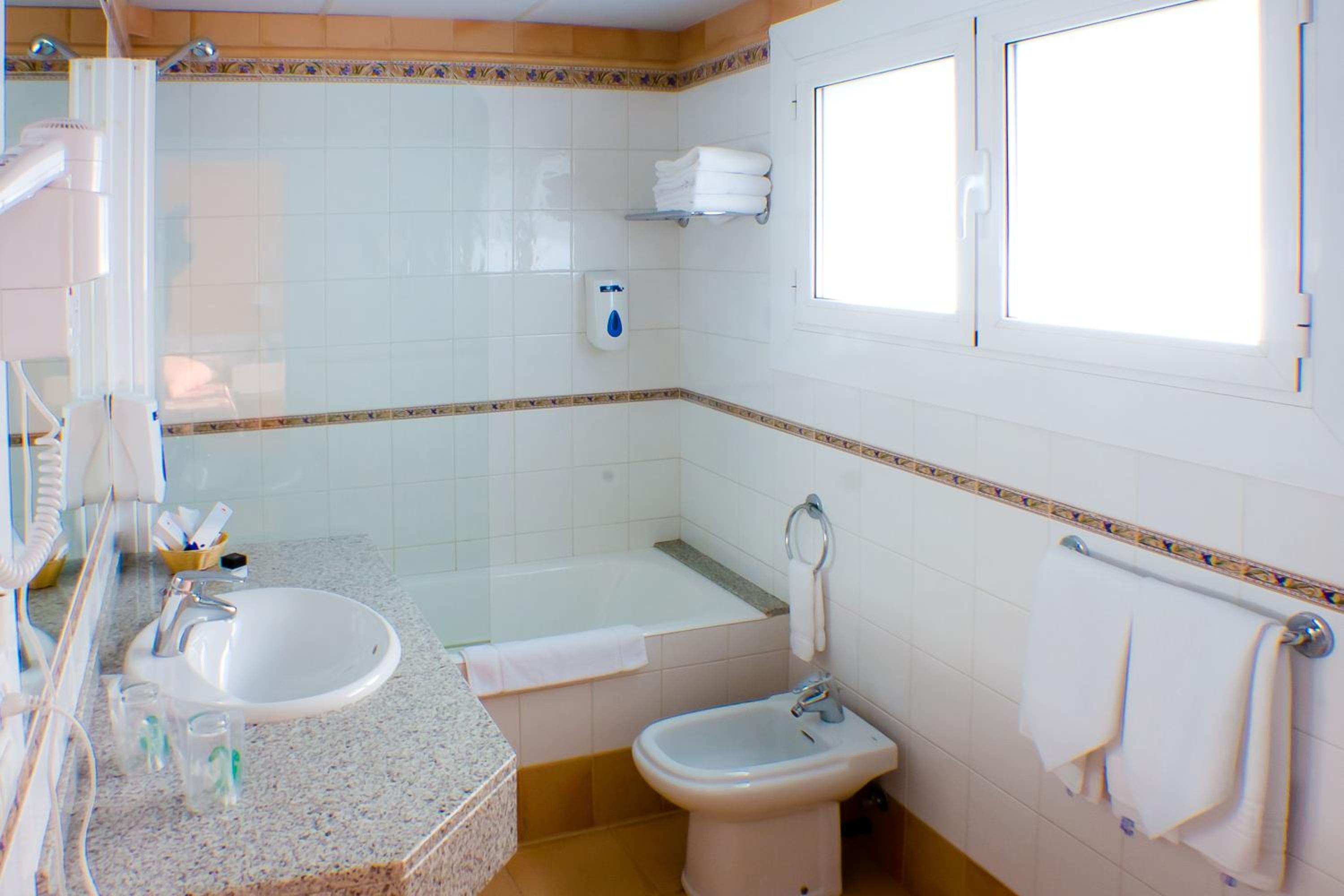Double or Twin Room with View photo 2