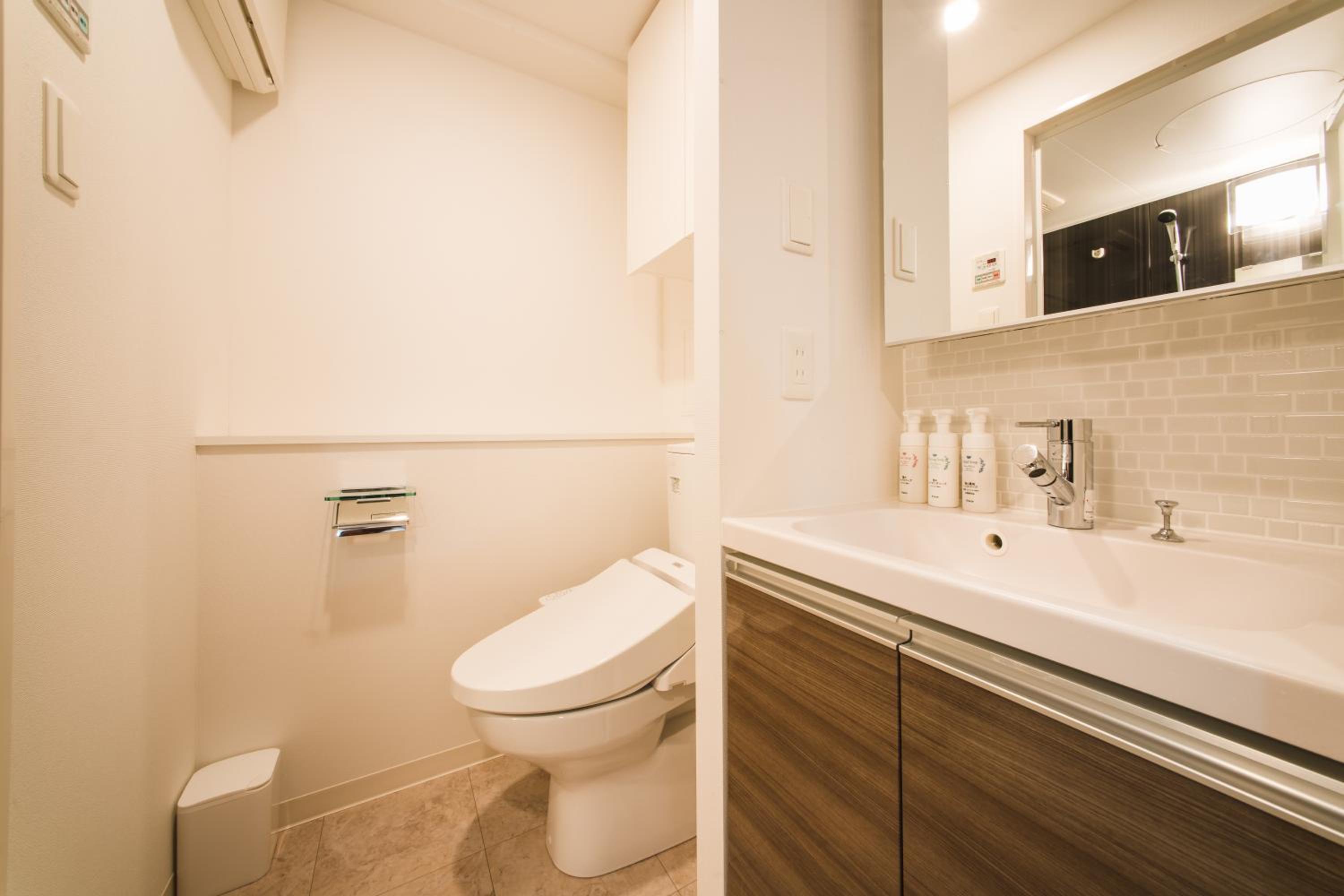 Standard Twin Room photo 2