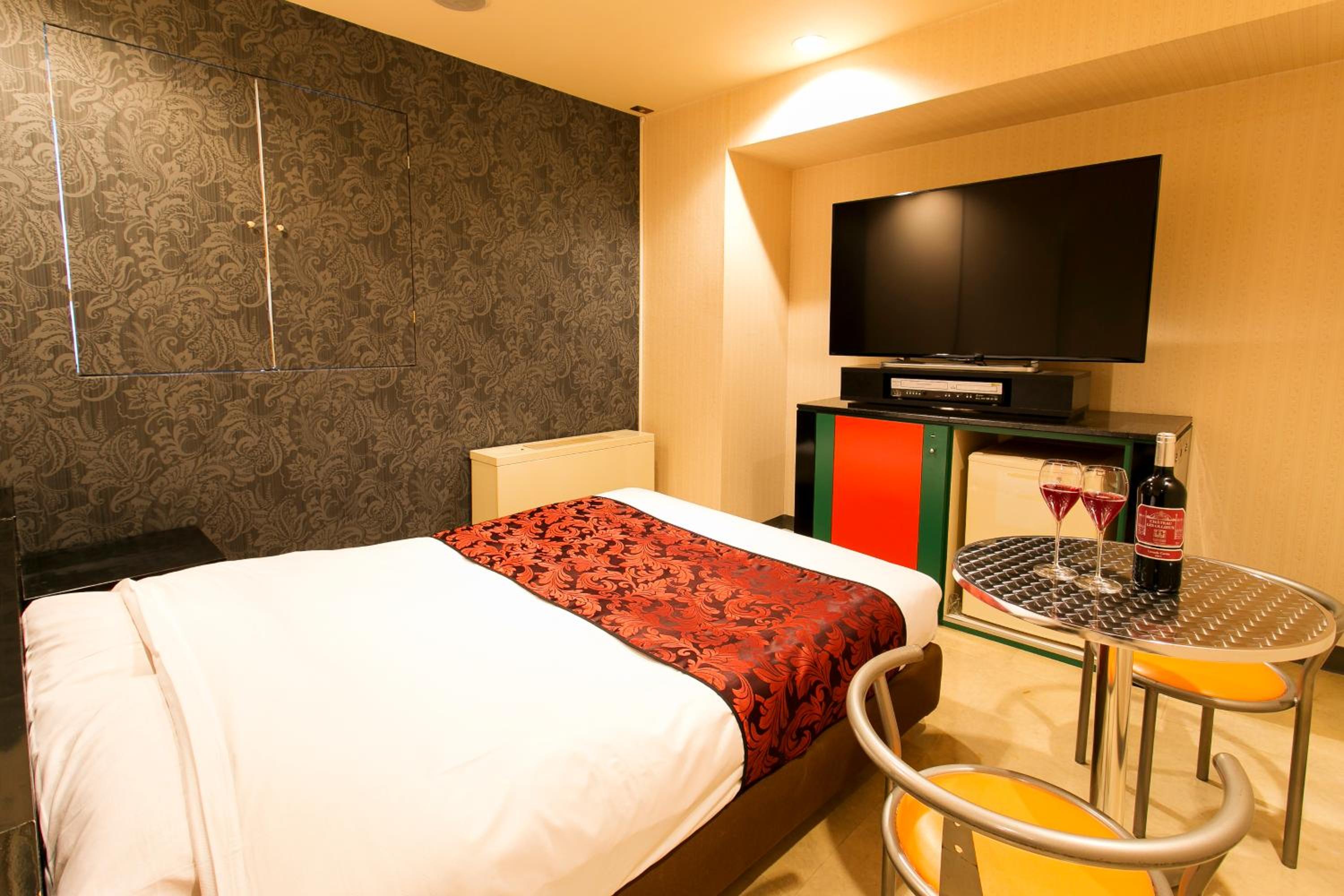 Small Double Room photo 1