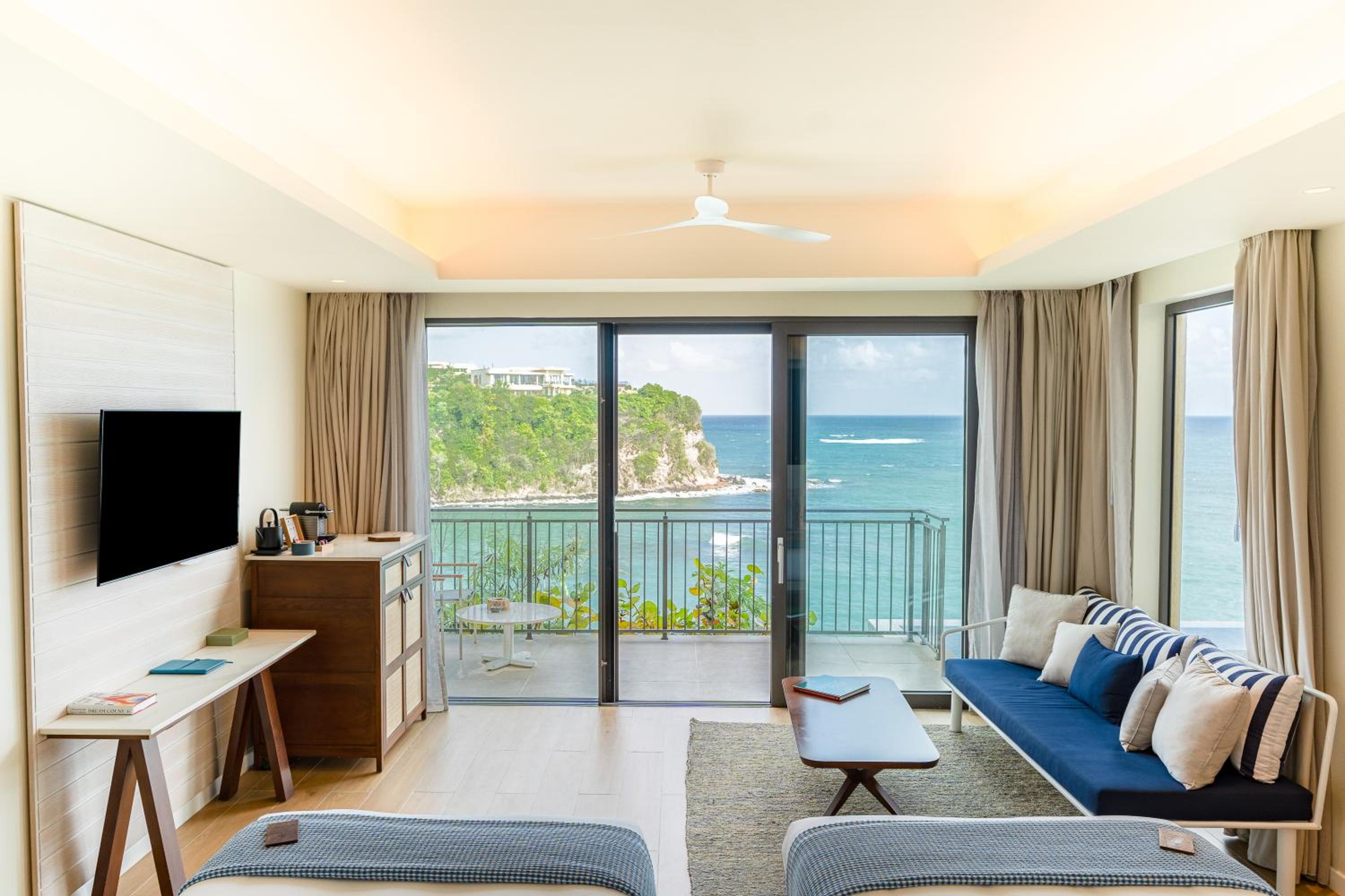 Superior Twin Room with Sea View
