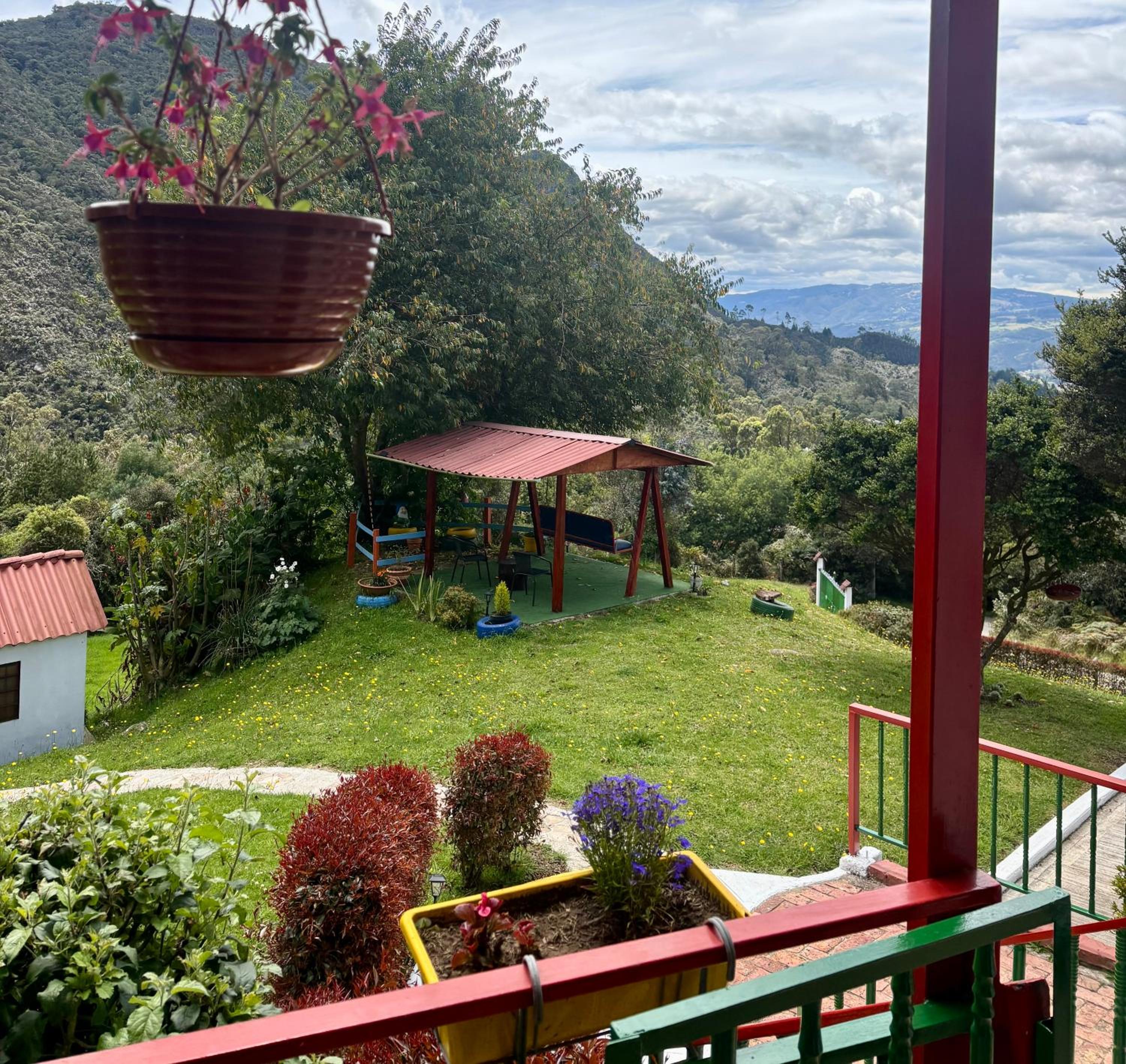 Deluxe Two-Bedroom Apartment with Garden View photo 1